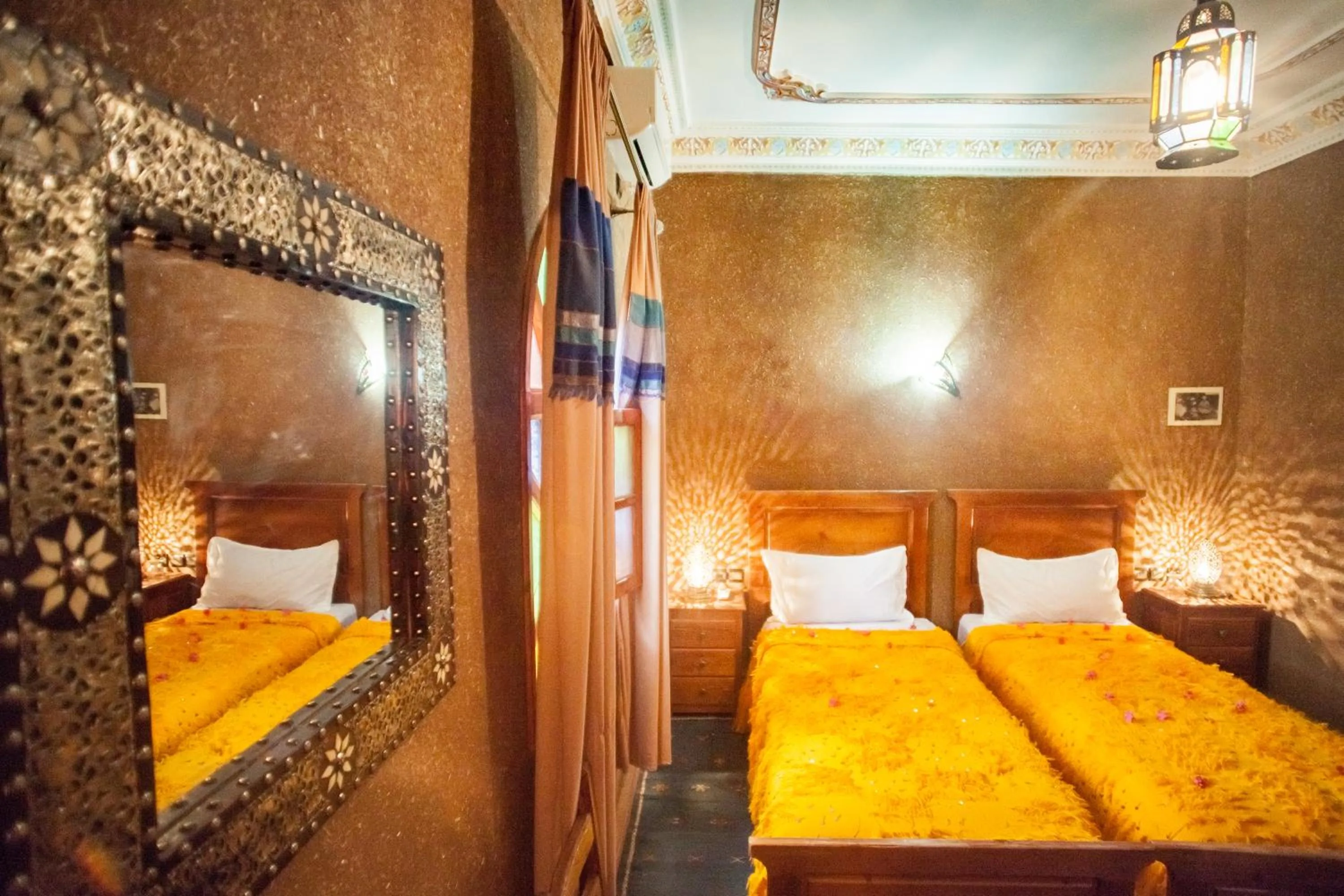 Bedroom, Bed in Riad Soleil du Monde