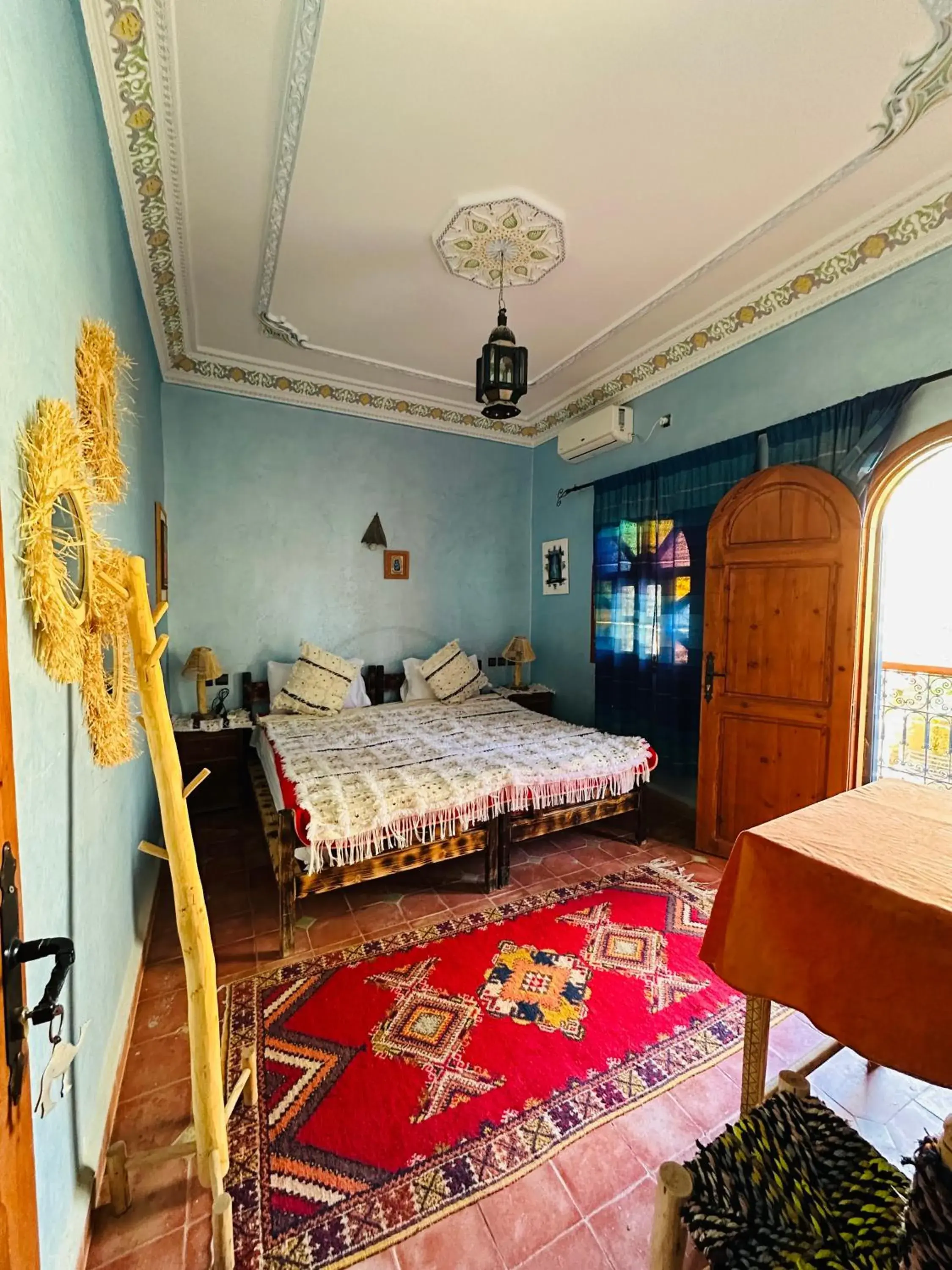 Double Room with Balcony in Riad Soleil du Monde Double Room with Balcony in Riad Soleil du Monde