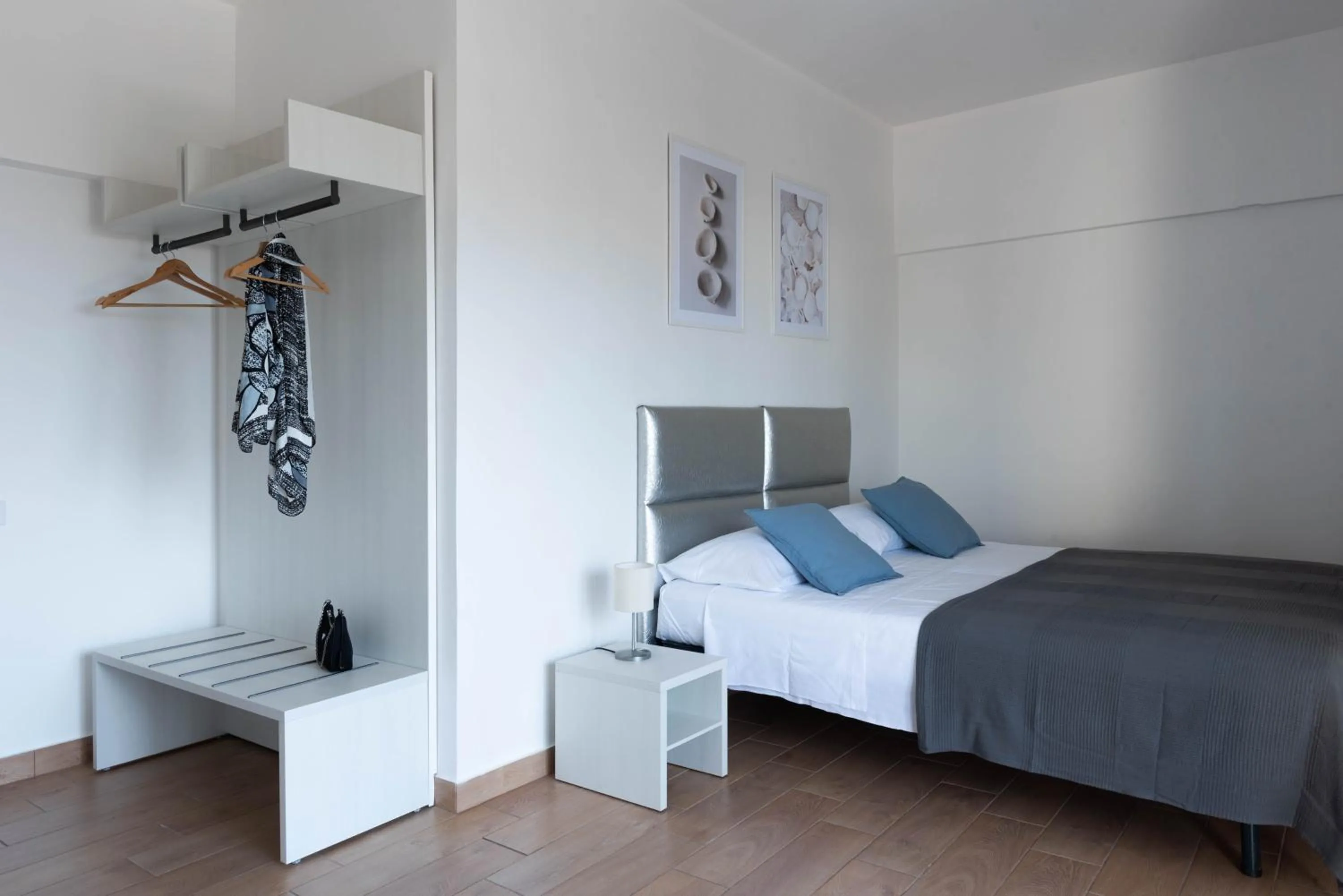 Bedroom, Bed in Sirentum Rooms