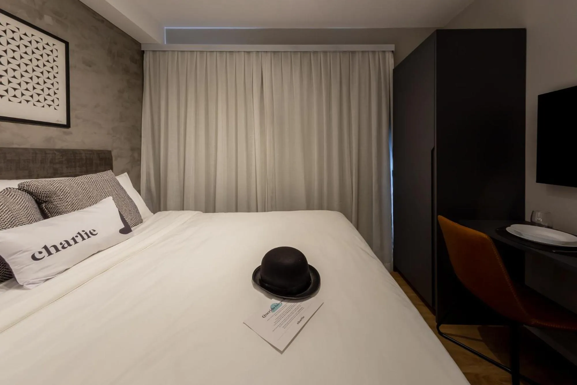Bed in Charlie Nik Vila Mariana