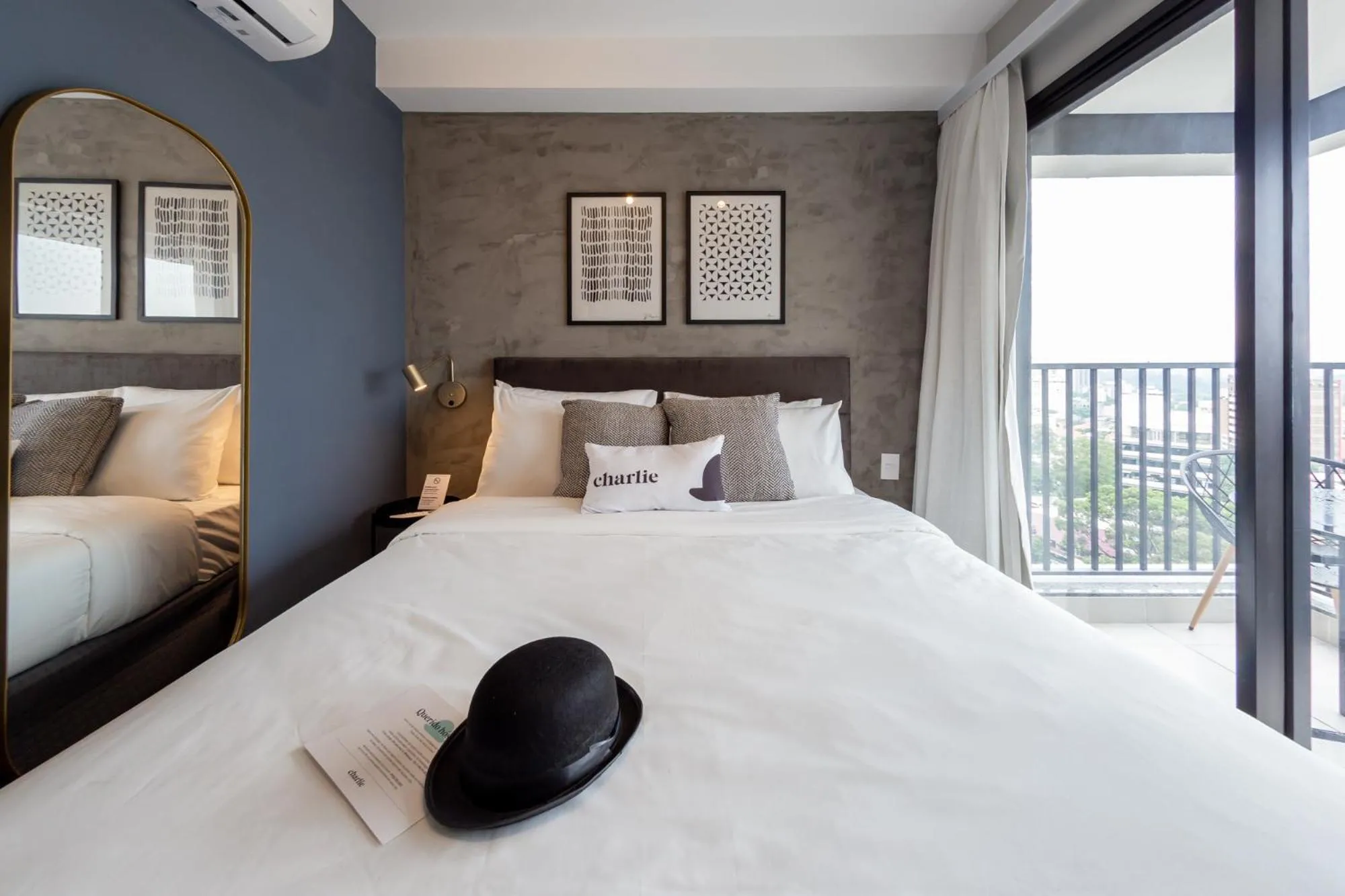 Bed in Charlie Nik Vila Mariana