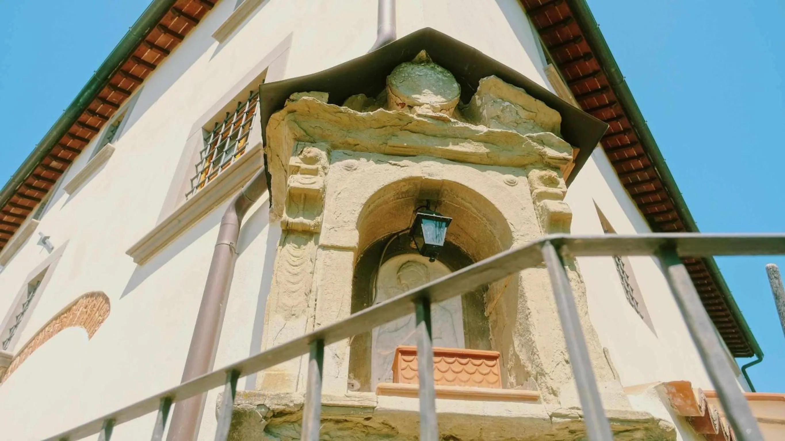 Decorative detail in Il Frantoio delle Grazie