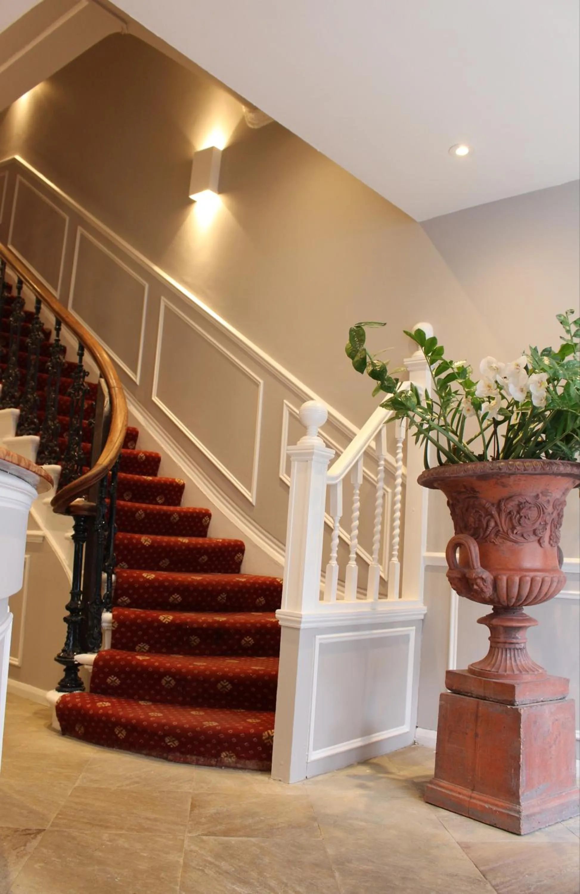 Facade/entrance in Rushmore Hotel