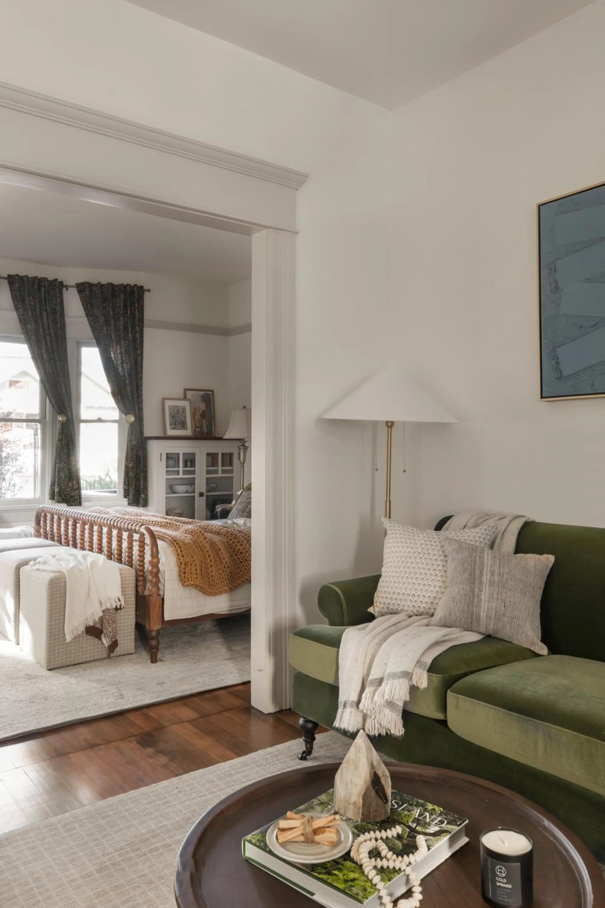 Living room, Bed in The Craft House Inn