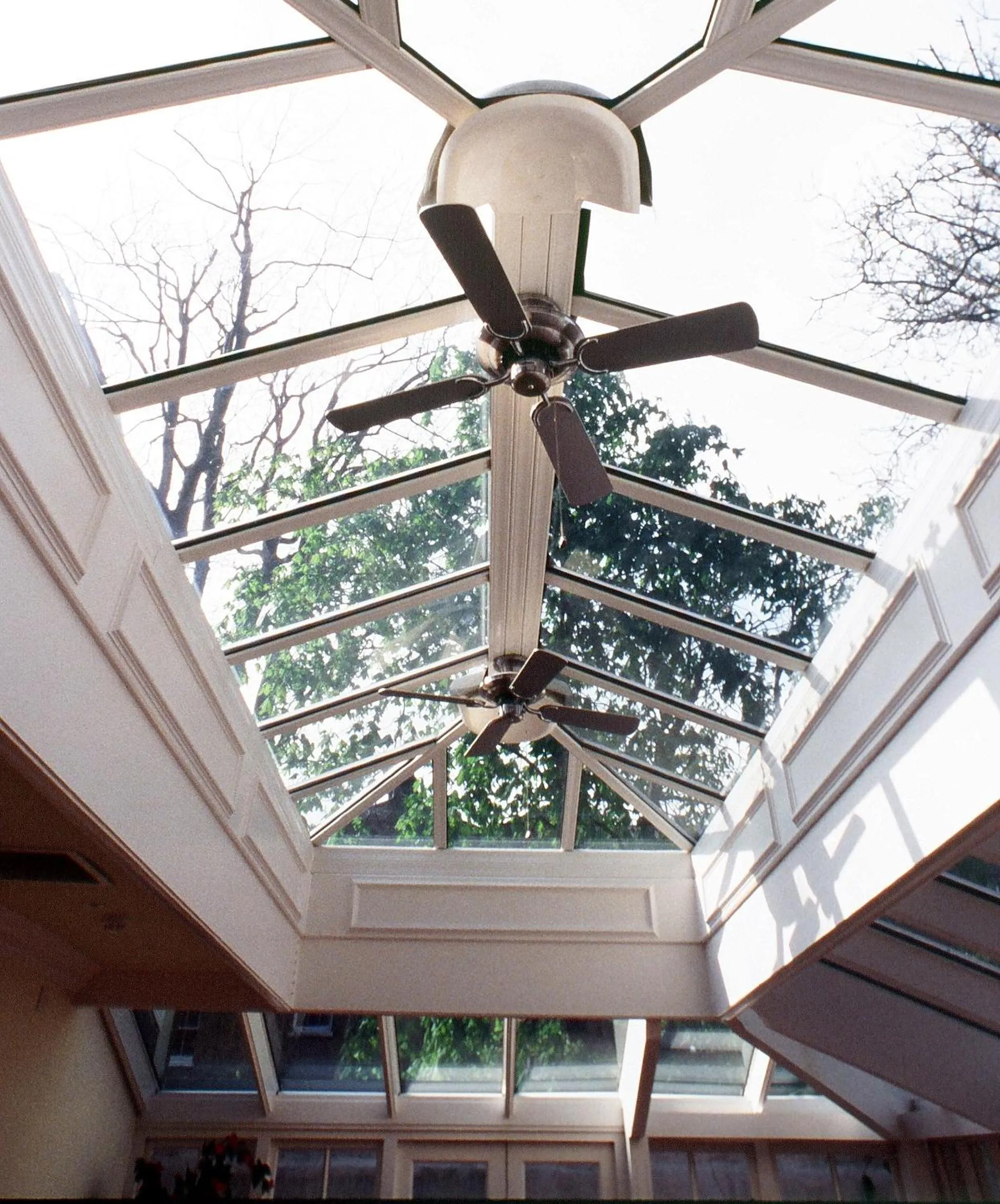 Restaurant/places to eat in Henley House Hotel