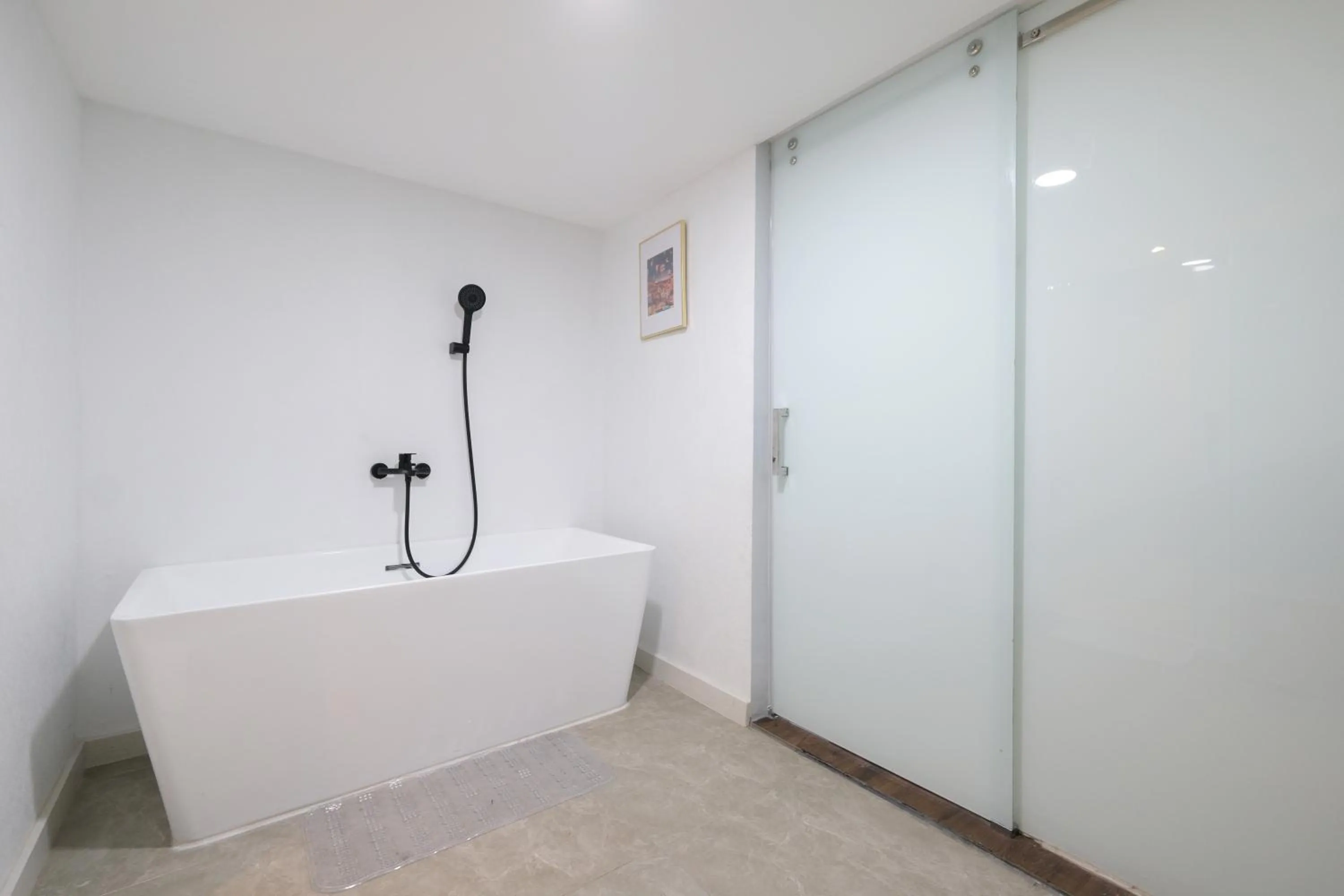 Hot Tub in Aster Apartment Bali