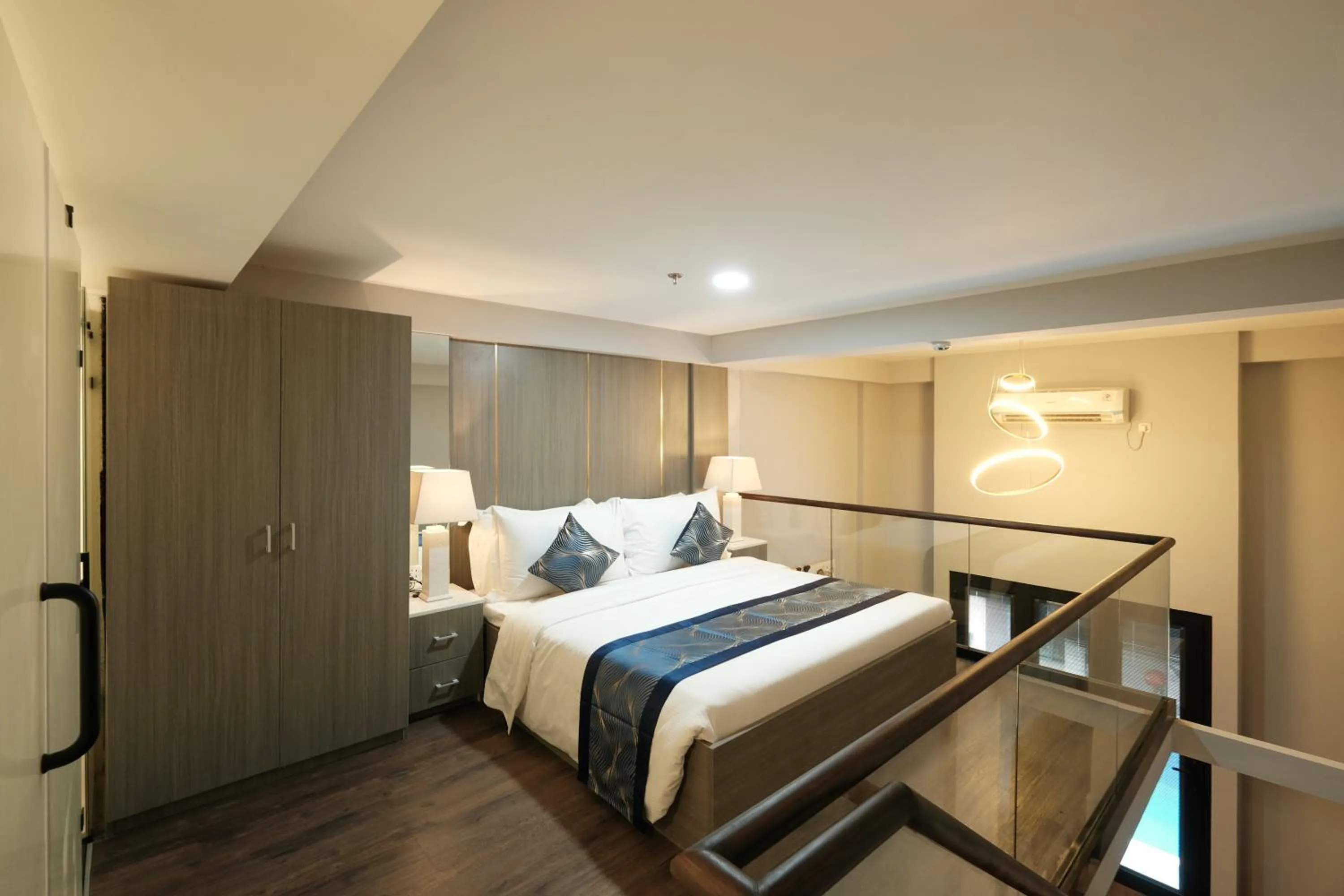 Bedroom, Bed in Aster Apartment Bali