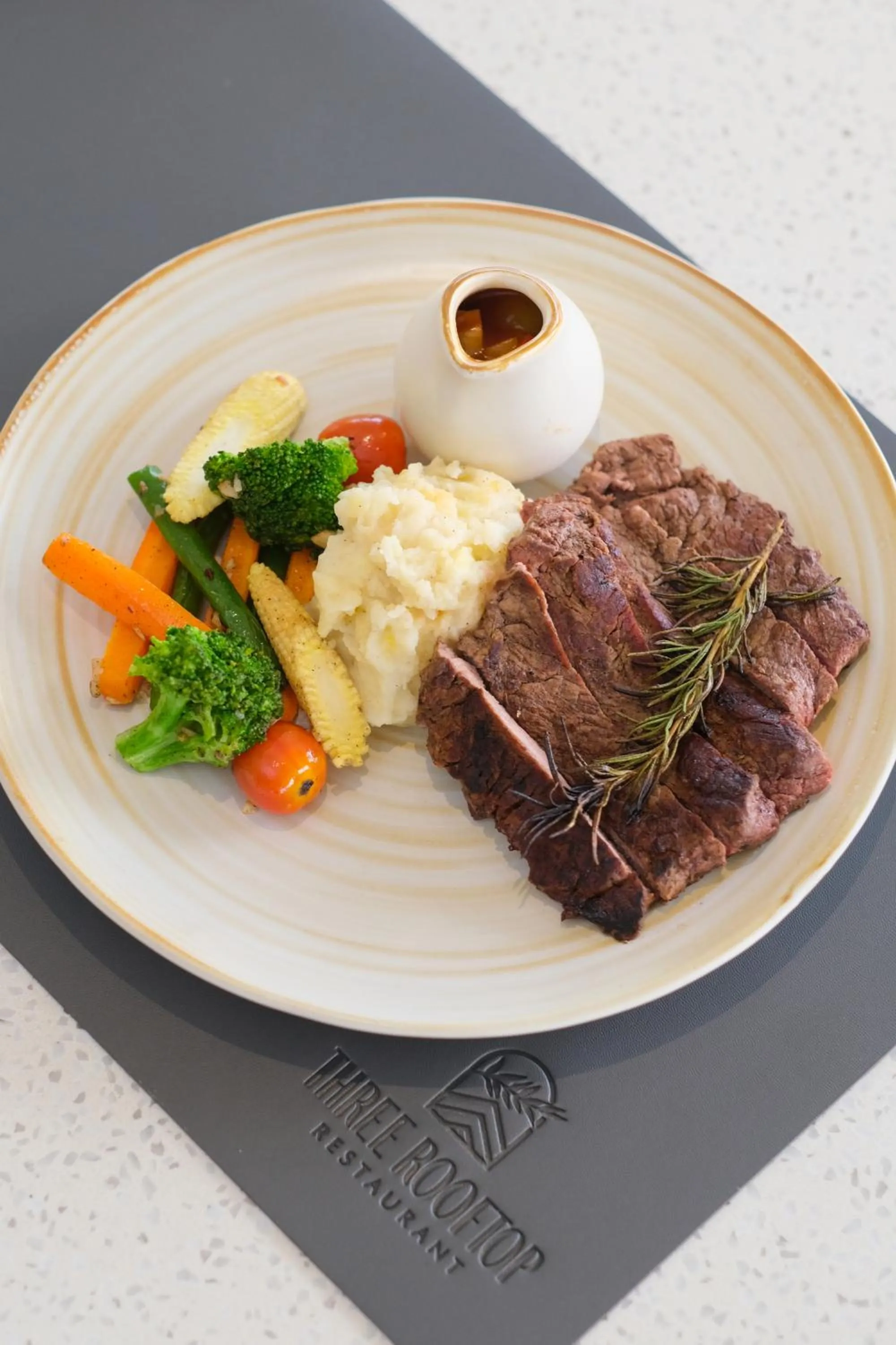 Breakfast in Aster Apartment Bali