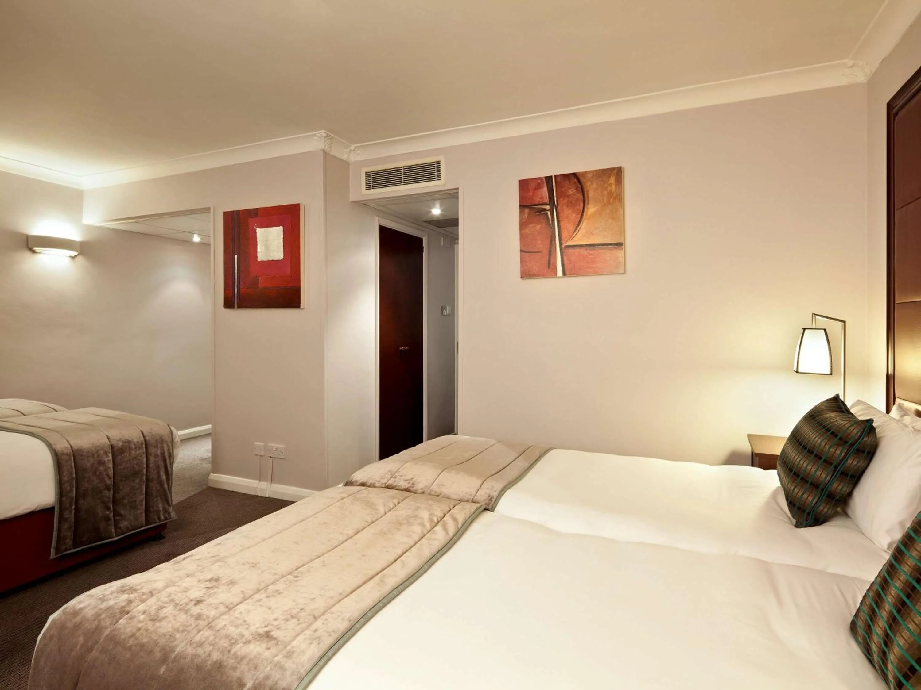 Photo of the whole room in Mercure London Kensington Hotel