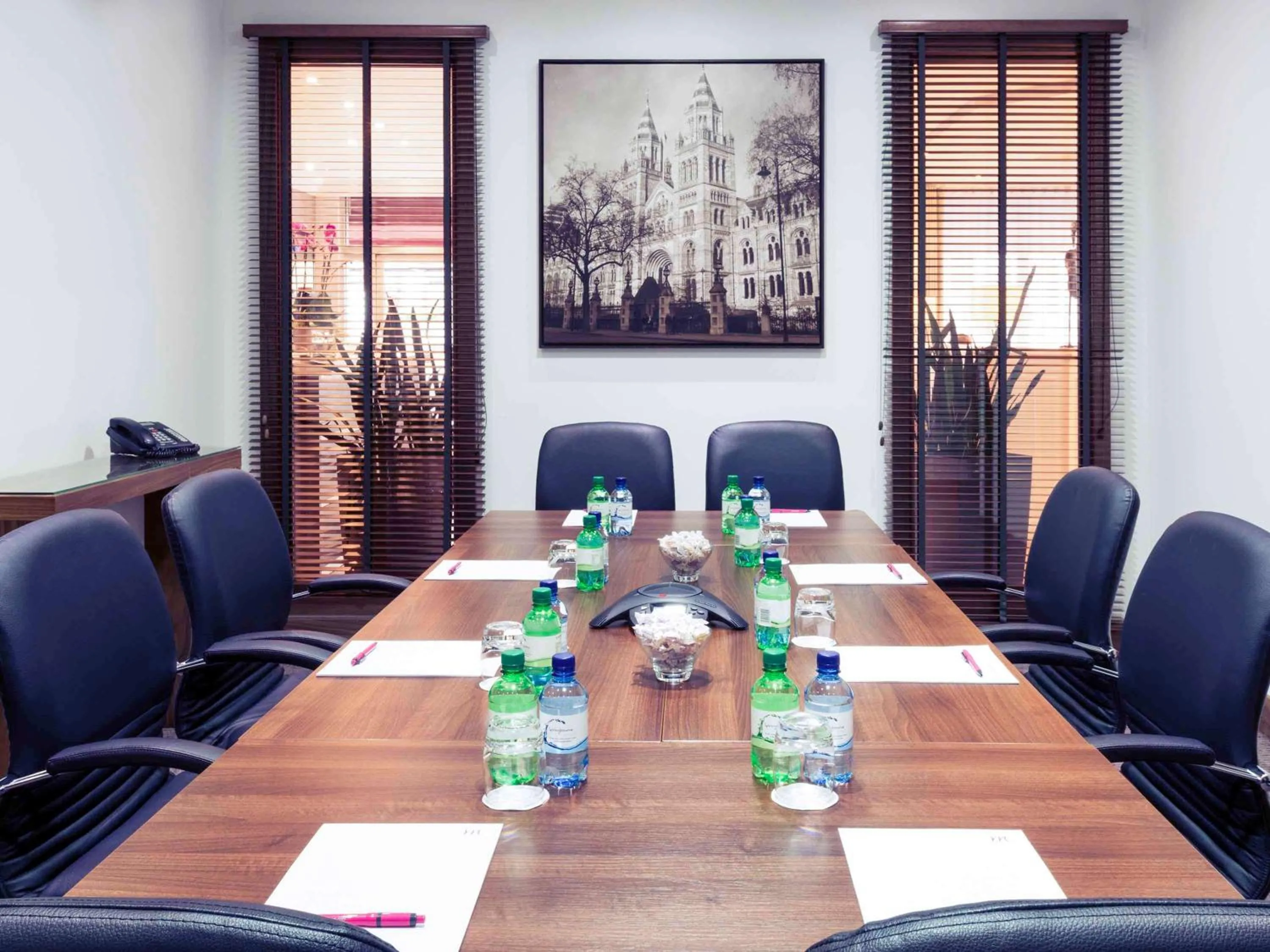 On site, Business Area/Conference Room in Mercure London Kensington Hotel