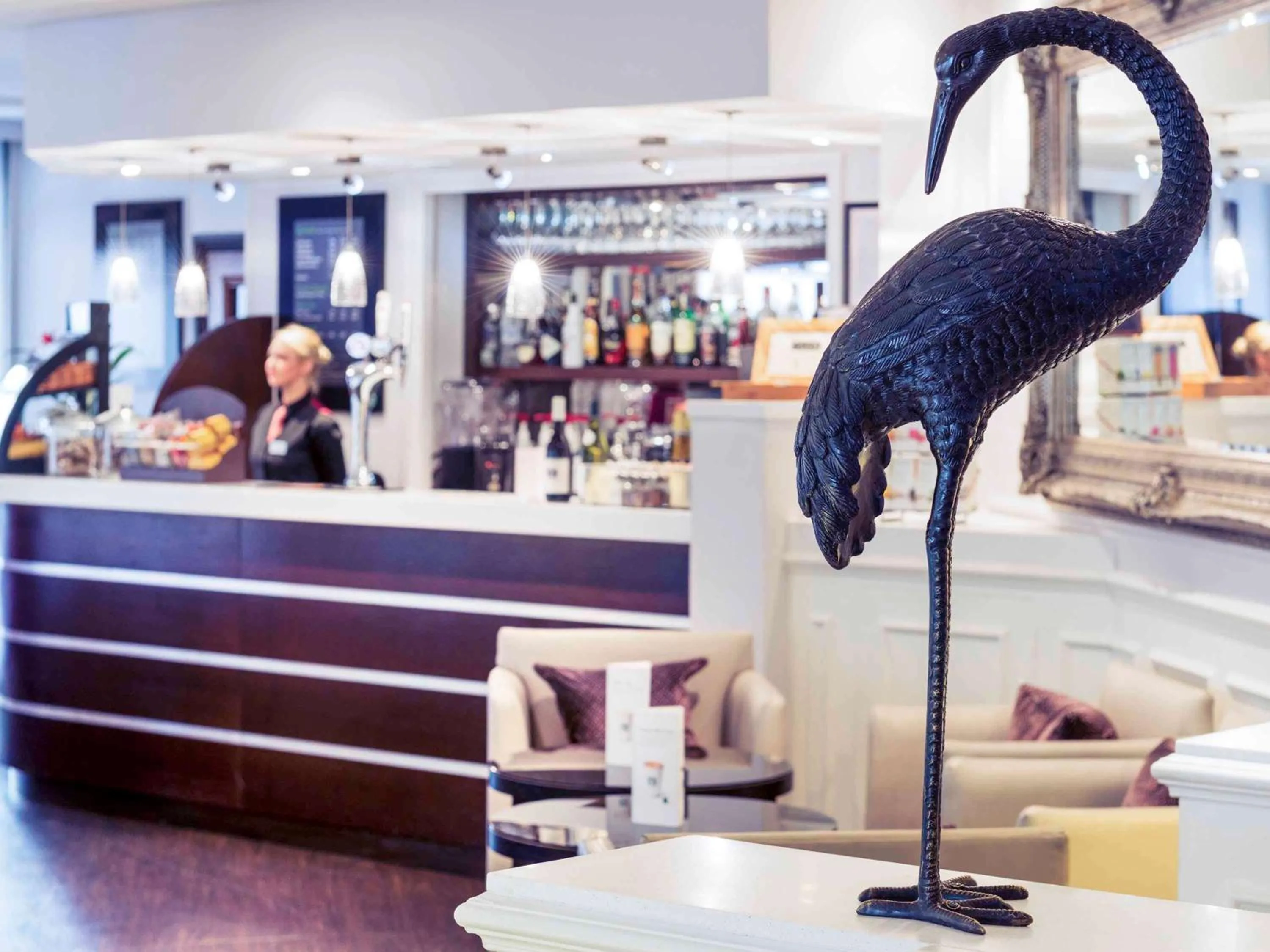 Fitness centre/facilities, Lounge/Bar in Mercure London Kensington Hotel