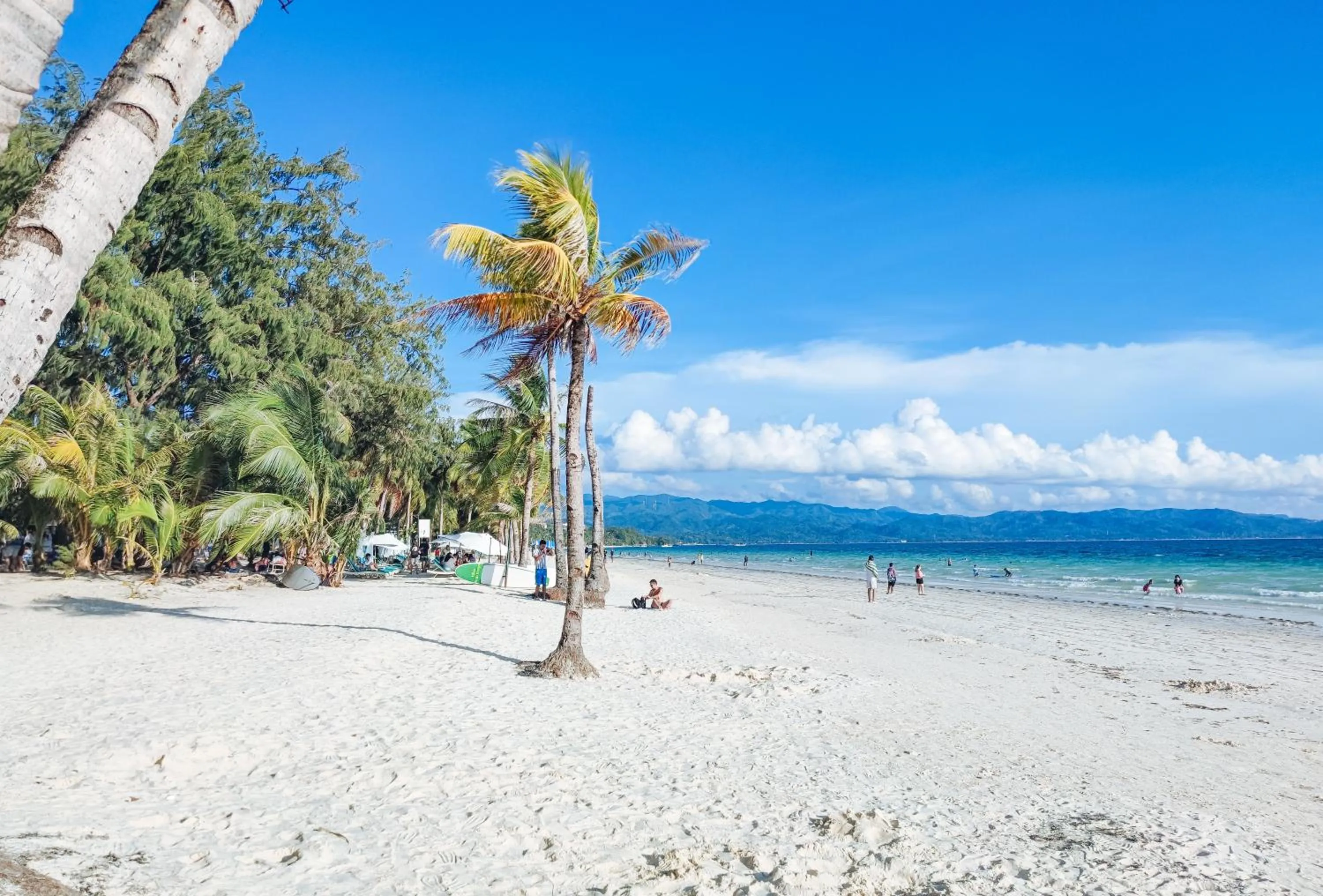 Beach in RedDoorz @ Recson Boracay Hostel
