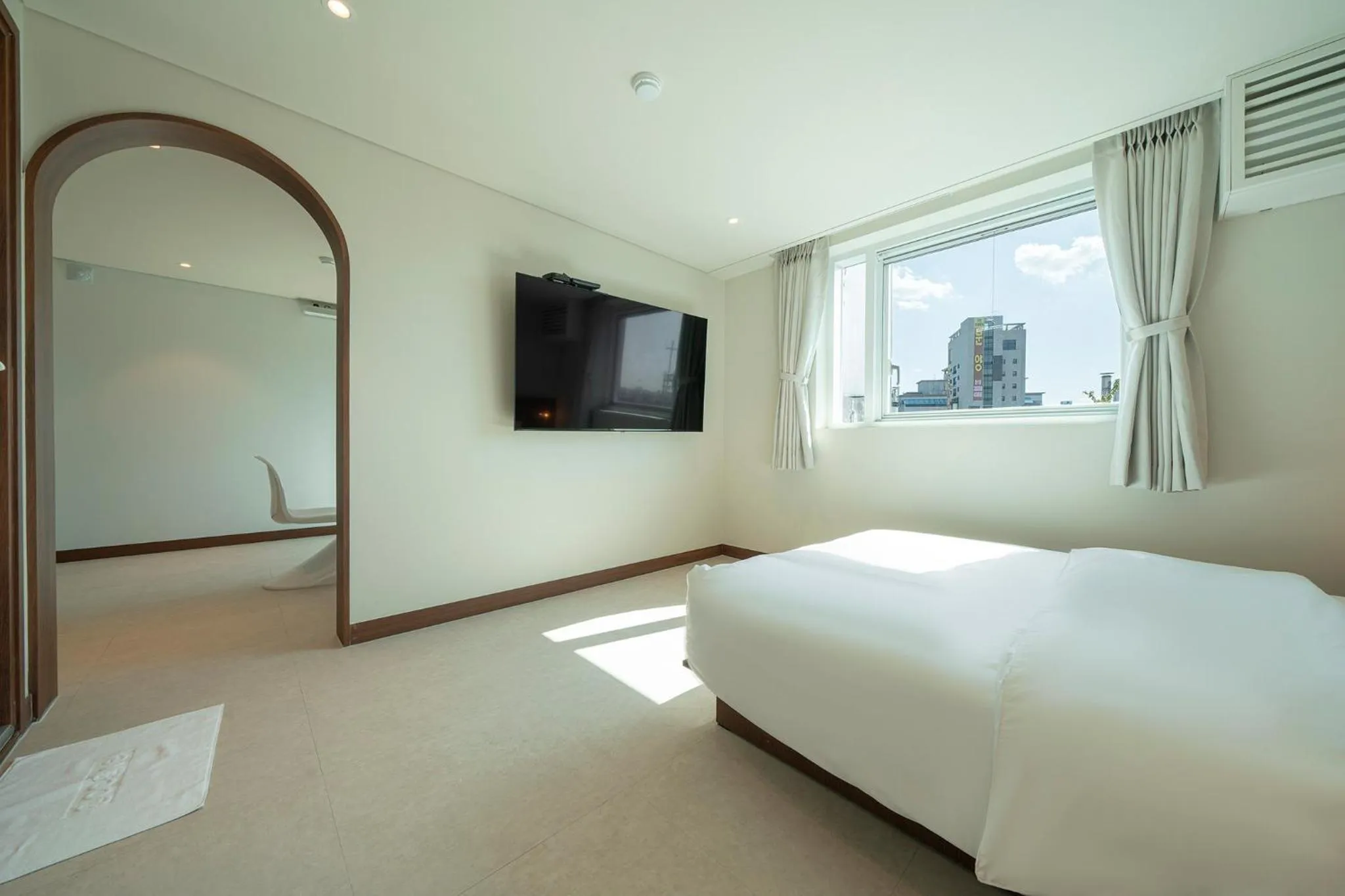 Bed in TimeTerminal Hotel Daejeon 1st by Aank