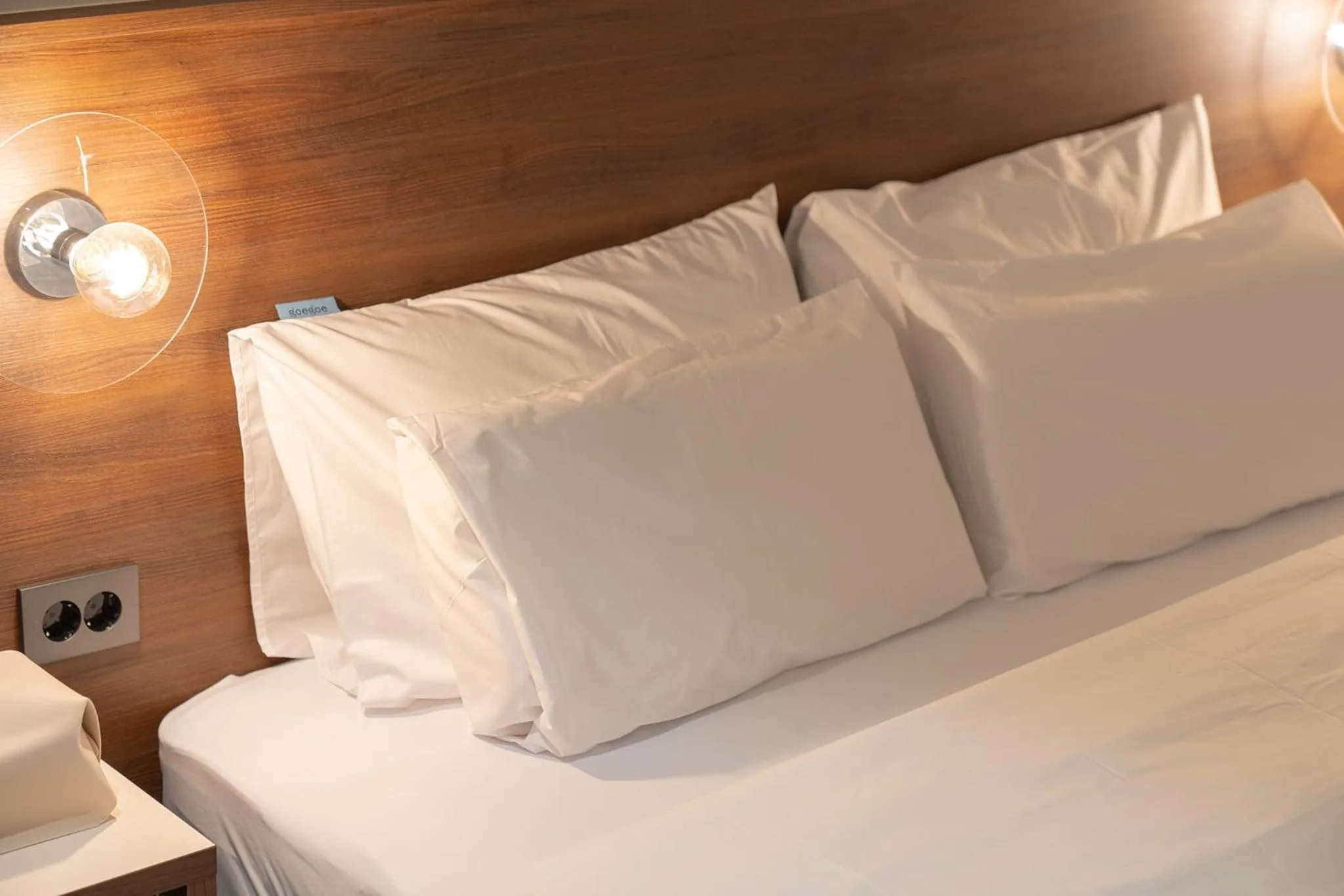 Bed in TimeTerminal Hotel Daejeon 1st by Aank