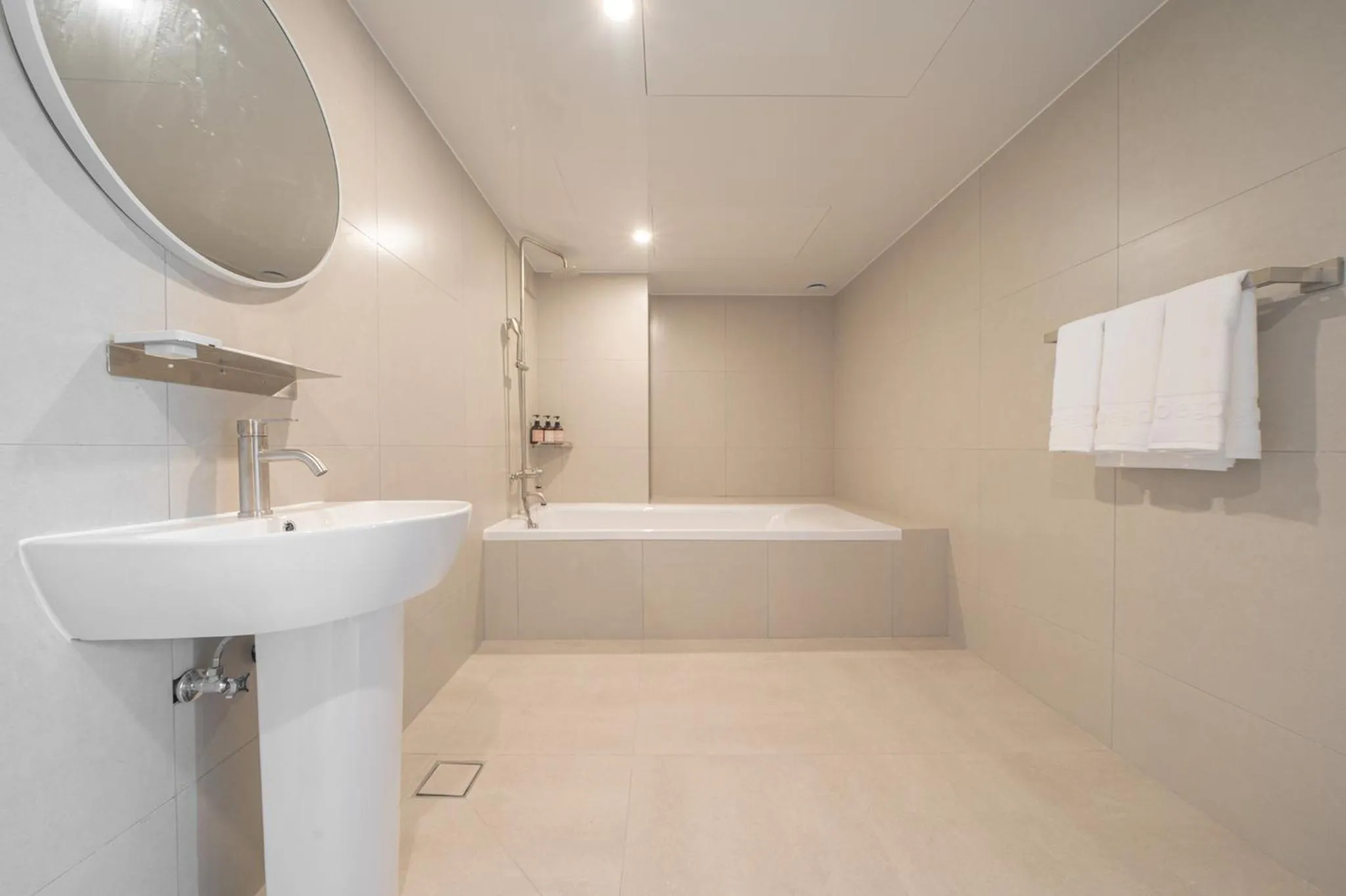 TimeTerminal Hotel Daejeon 1st by Aank