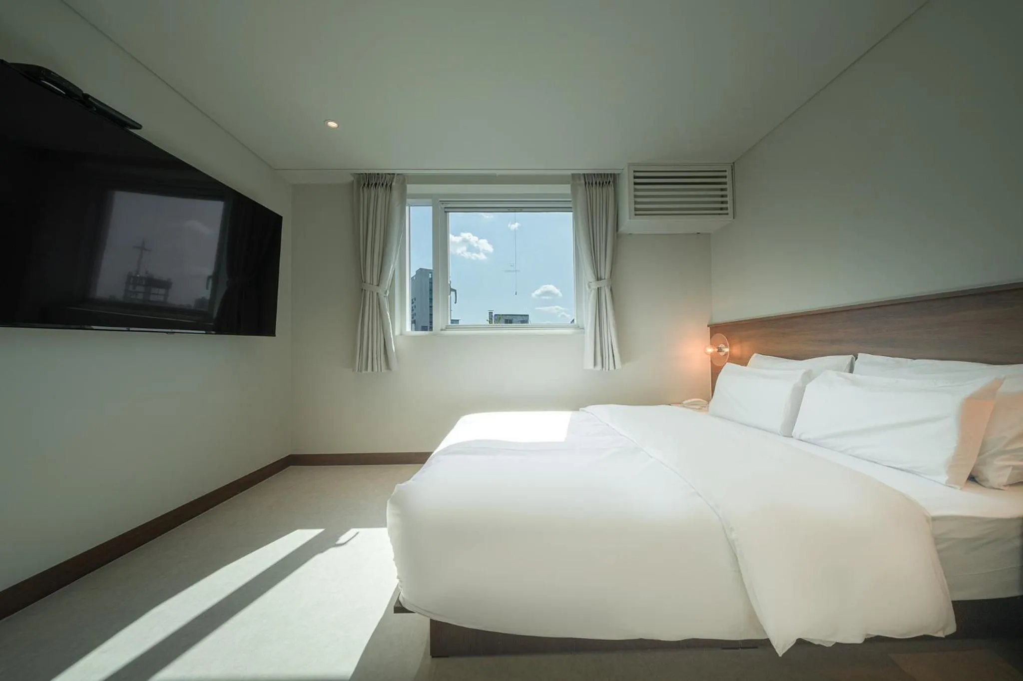 Bed in TimeTerminal Hotel Daejeon 1st by Aank