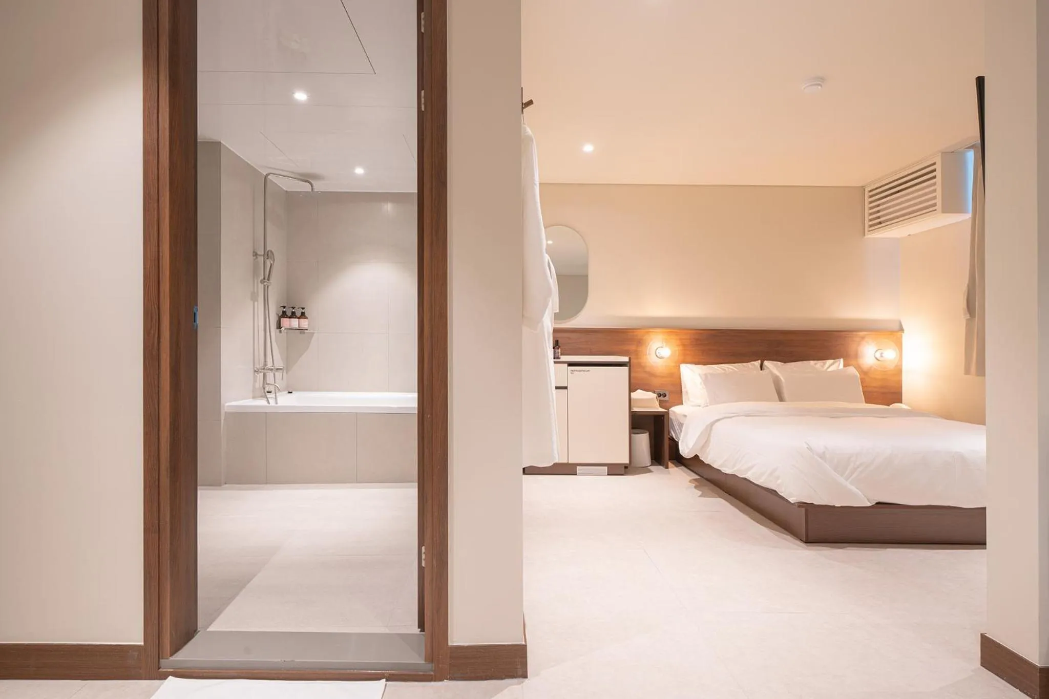 Bed in TimeTerminal Hotel Daejeon 1st by Aank