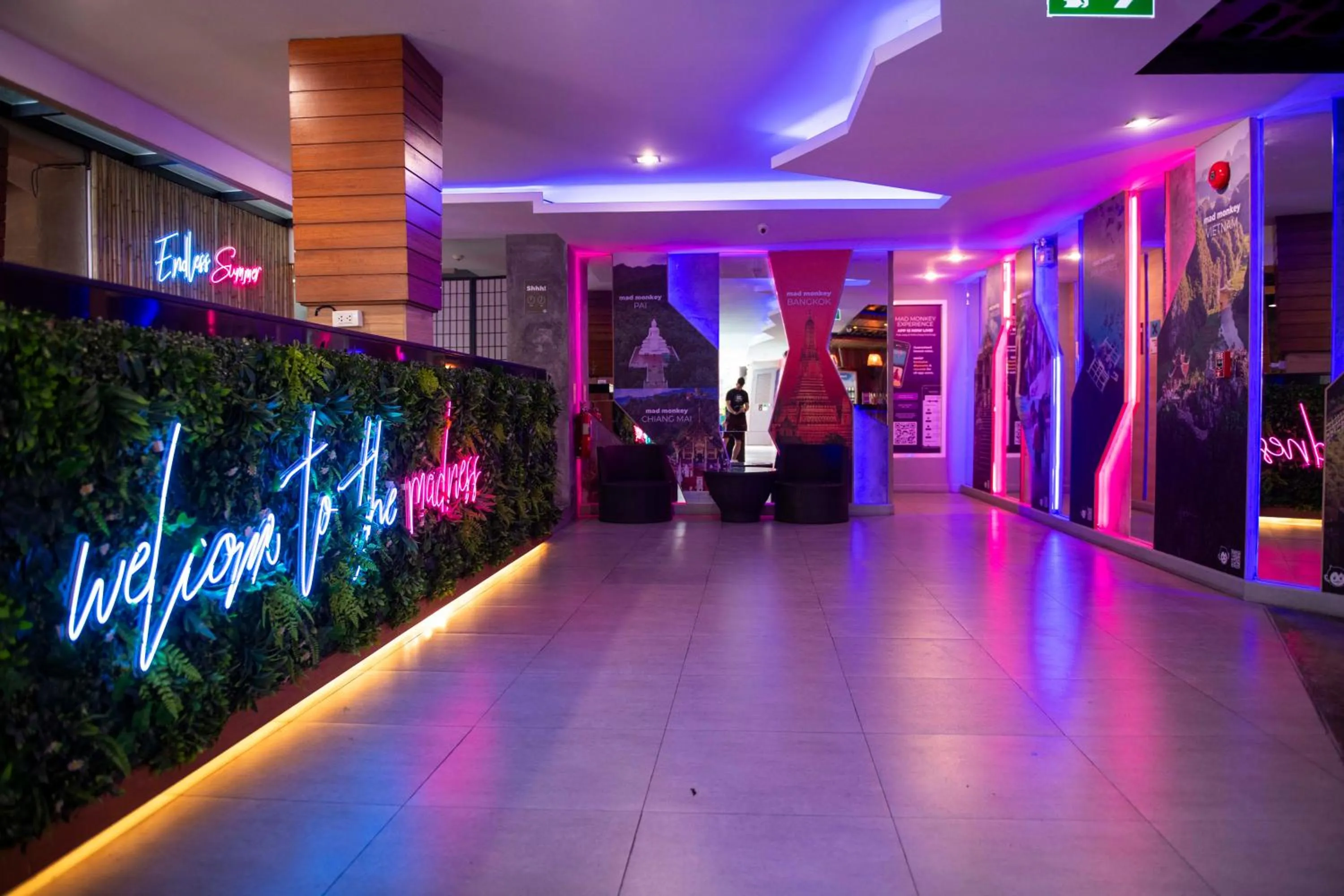 Lobby or reception in Mad Monkey Phuket