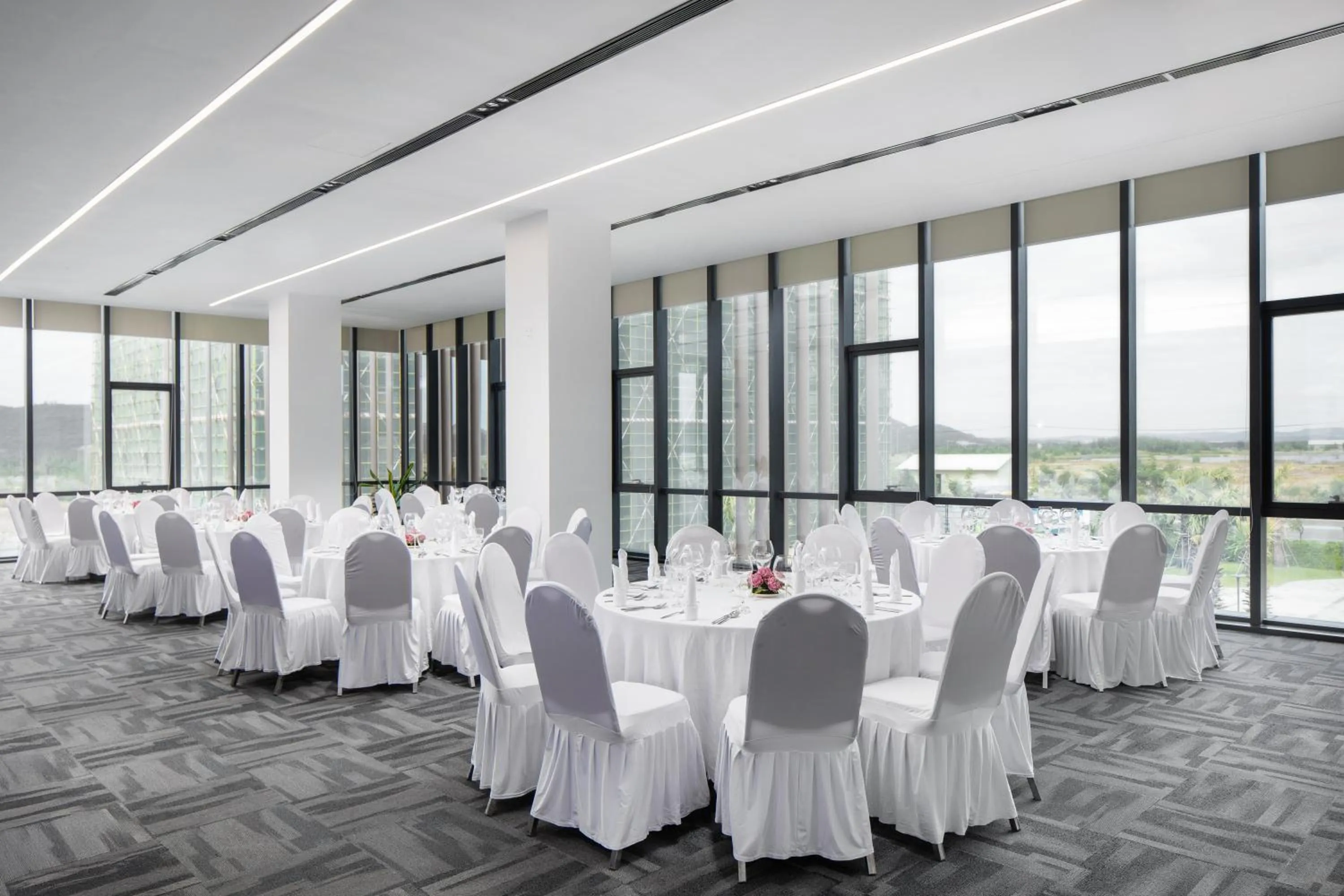 Business facilities in Summer Bay Beach Club & Cabins Sihanoukville by Preference