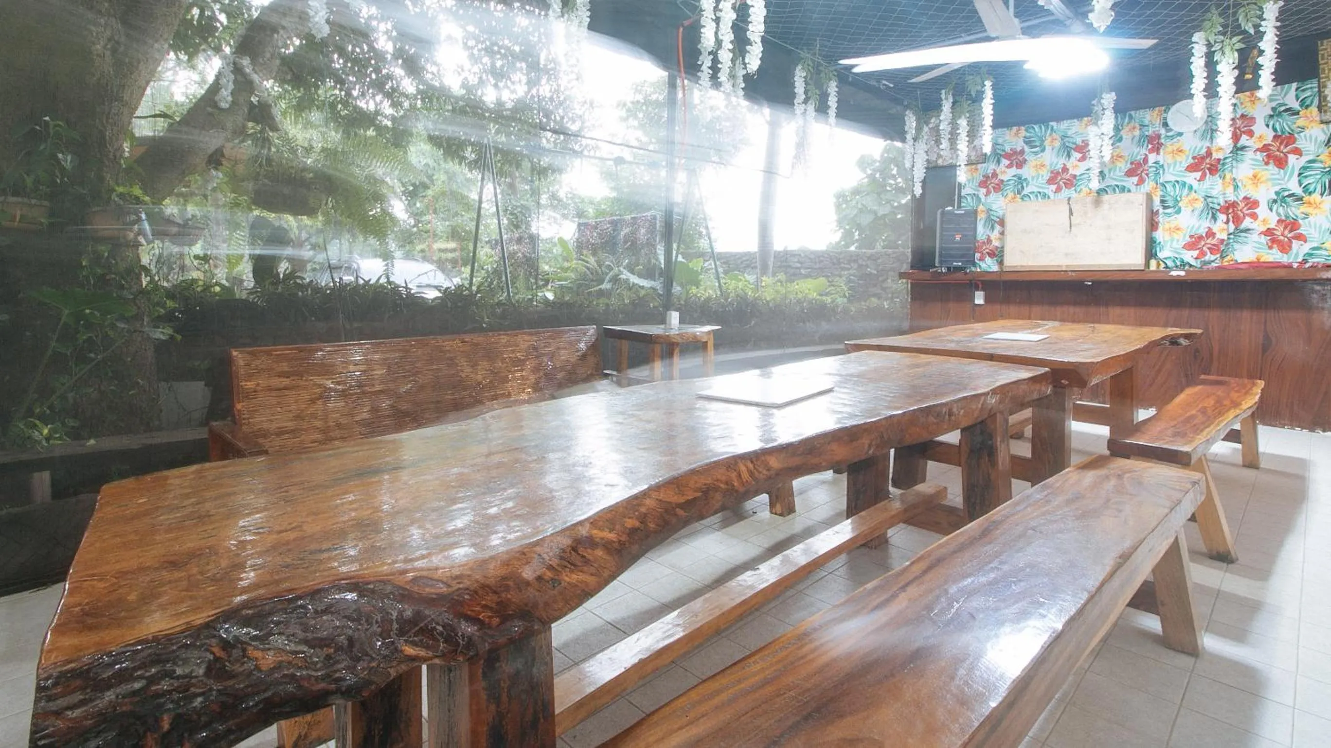 Banquet/Function facilities in RedDoorz @ Cristina's Hideaway Resort Tanay