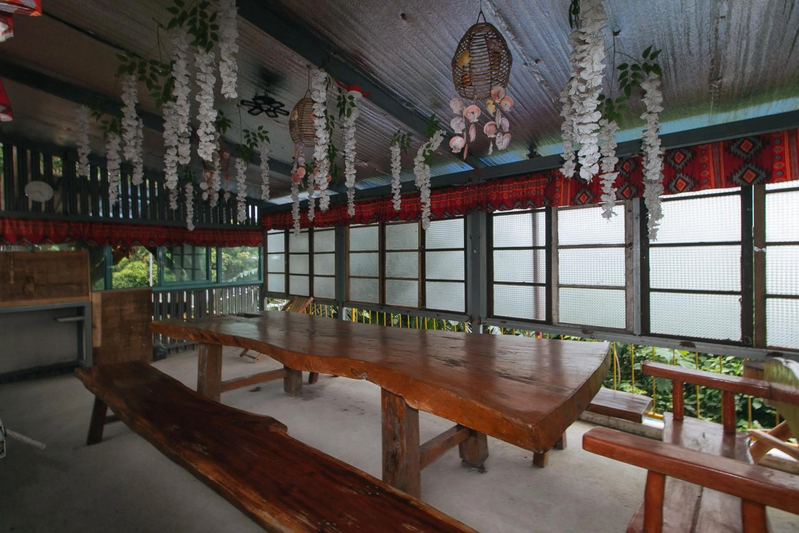 Banquet/Function facilities in RedDoorz @ Cristina's Hideaway Resort Tanay