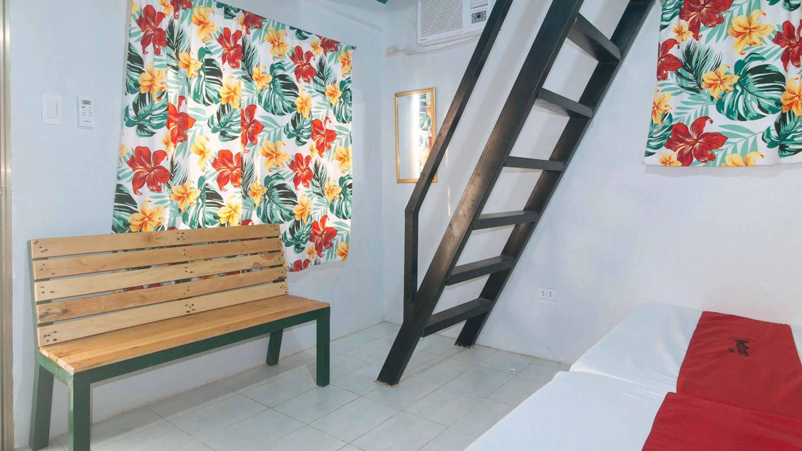 Bedroom in RedDoorz @ Cristina's Hideaway Resort Tanay