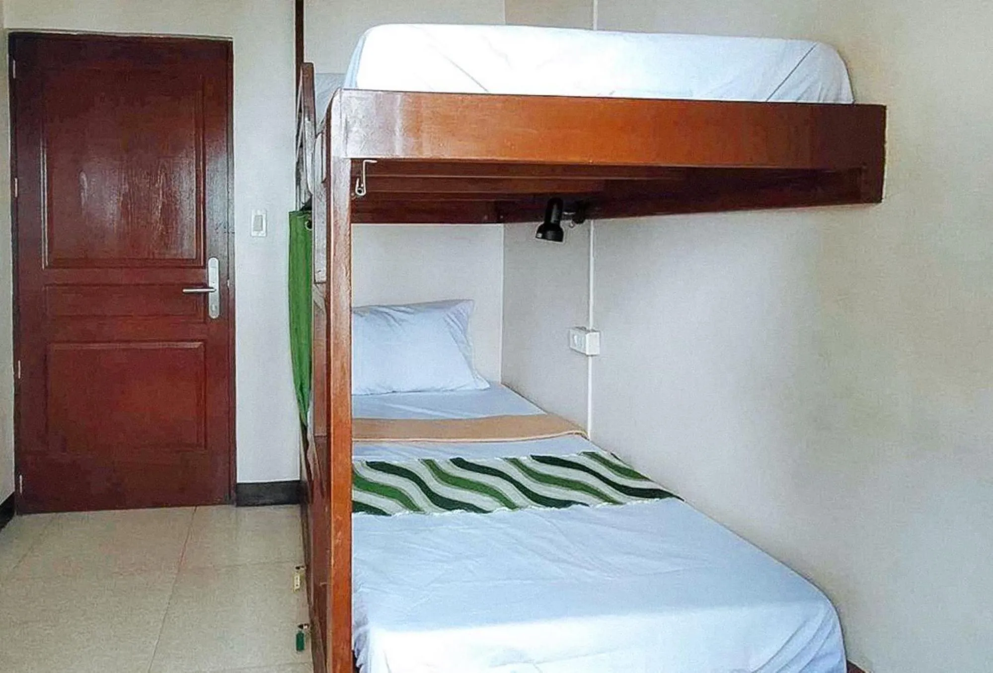 Photo of the whole room in RedDoorz @ Recson Hostel Coron Palawan