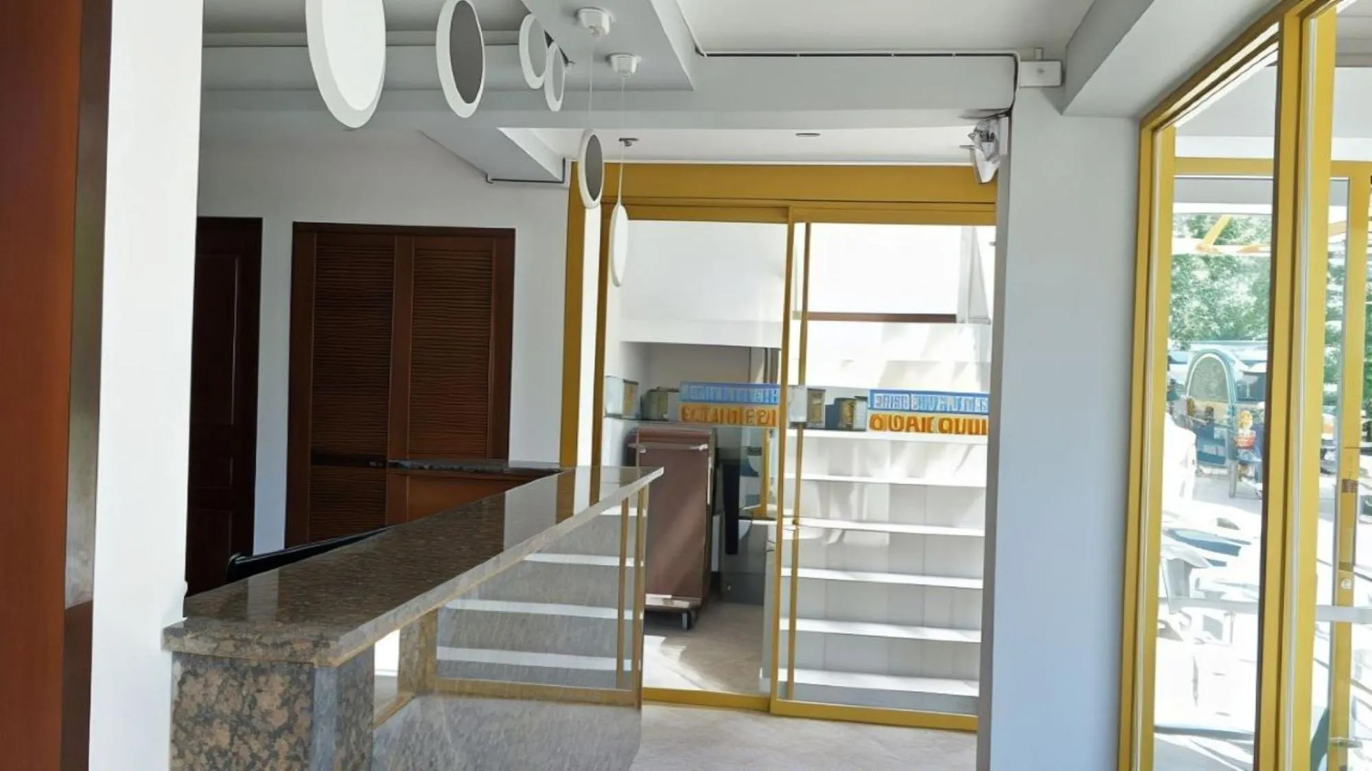 Lobby or reception in RedDoorz @ Recson Hostel Coron Palawan