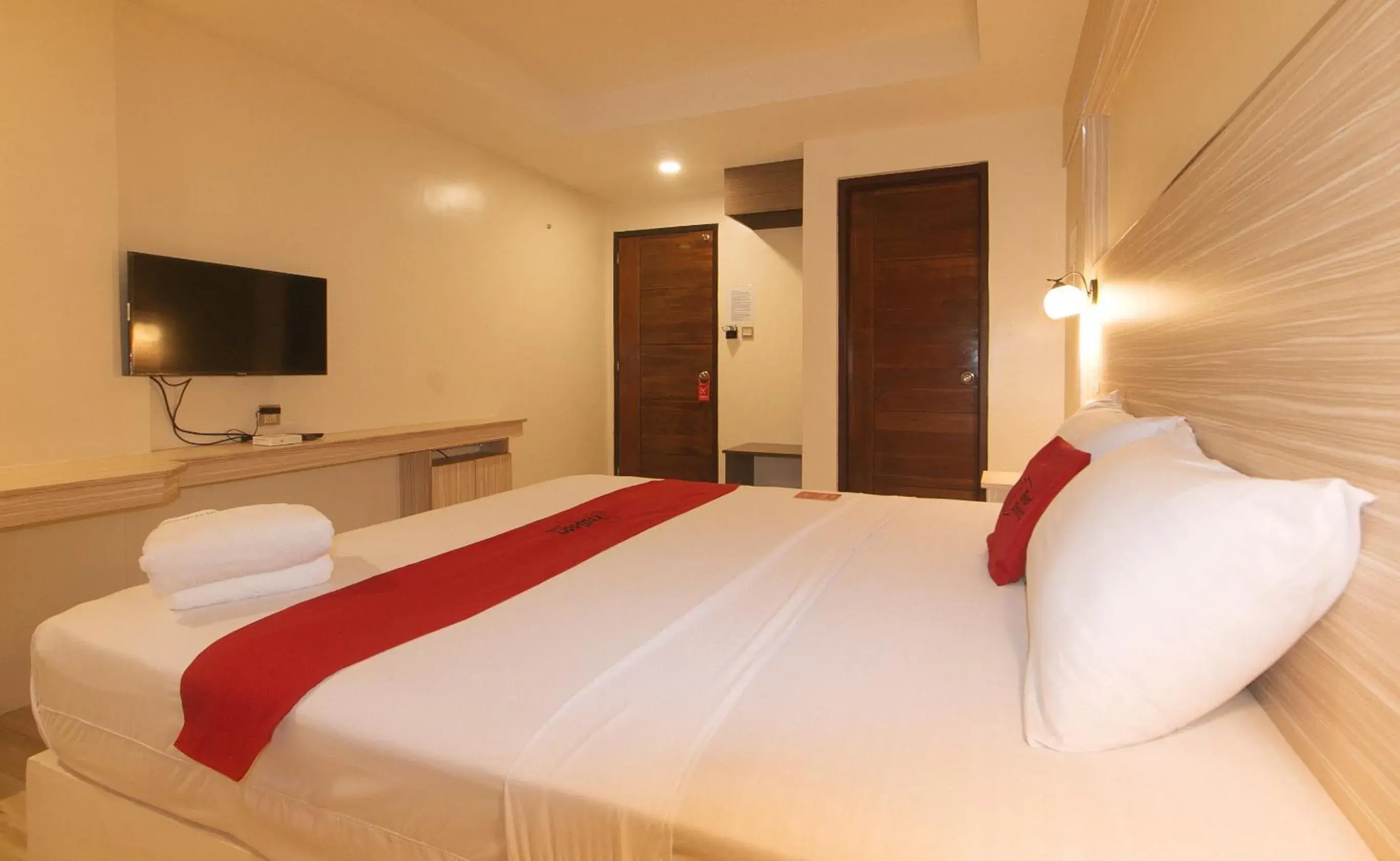 Deluxe Room in Washington Guest House Olongapo Deluxe Room in Washington Guest House Olongapo