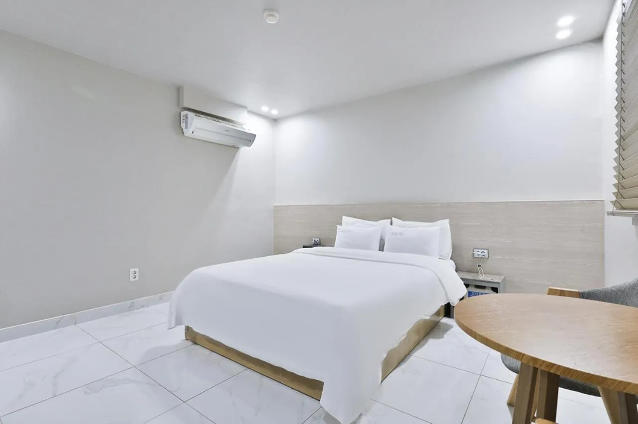 Double Room in Shire Heritage hotel