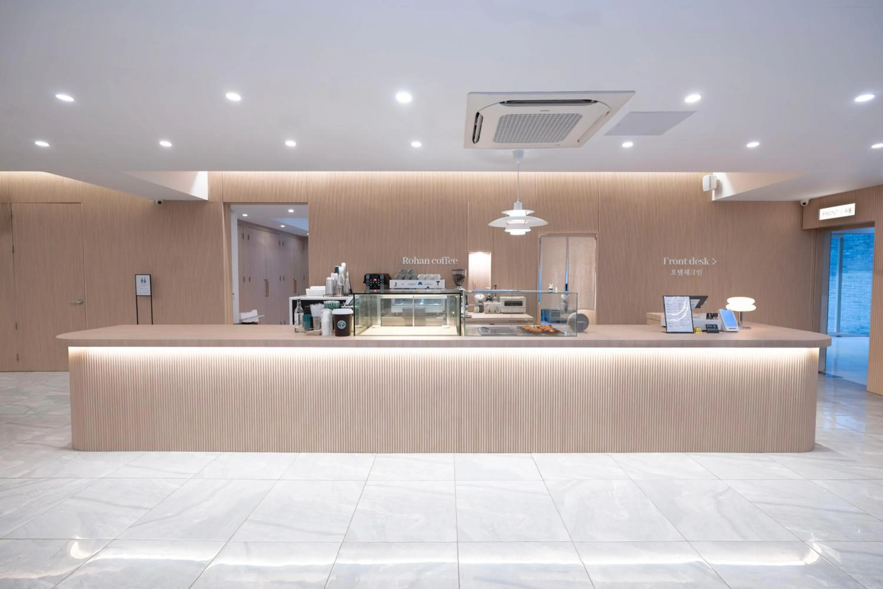 Lounge or bar in Shire Hotel Heritage Busan Station