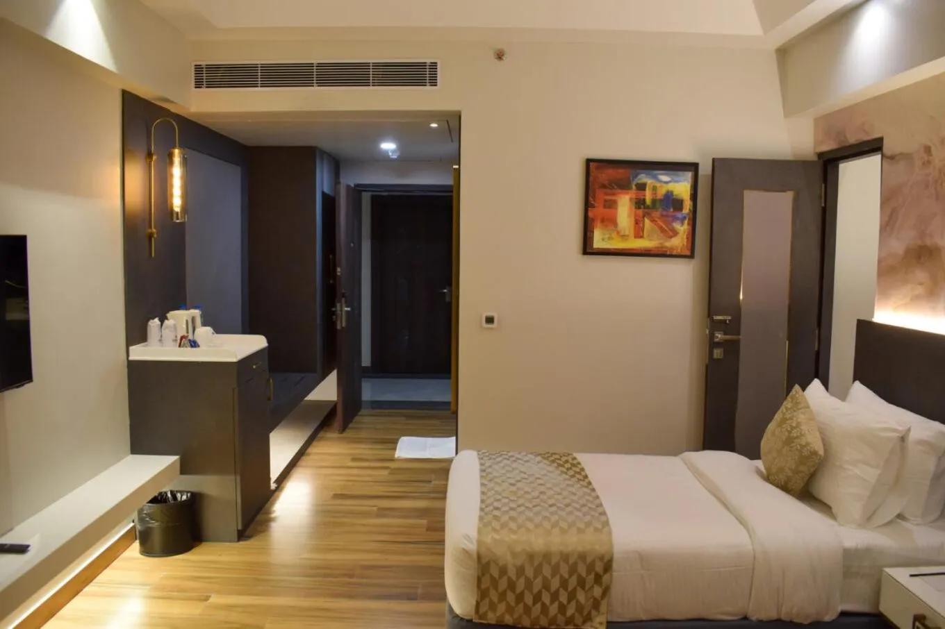 Bedroom, Bed in Tulip Inn Shravasti