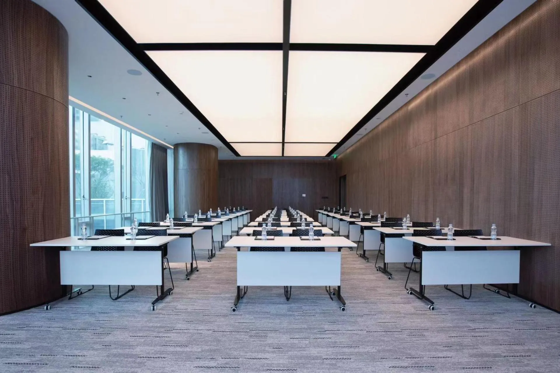 Meeting/conference room in Intercity Hotel Futian Bin He Zhongzhou Bay