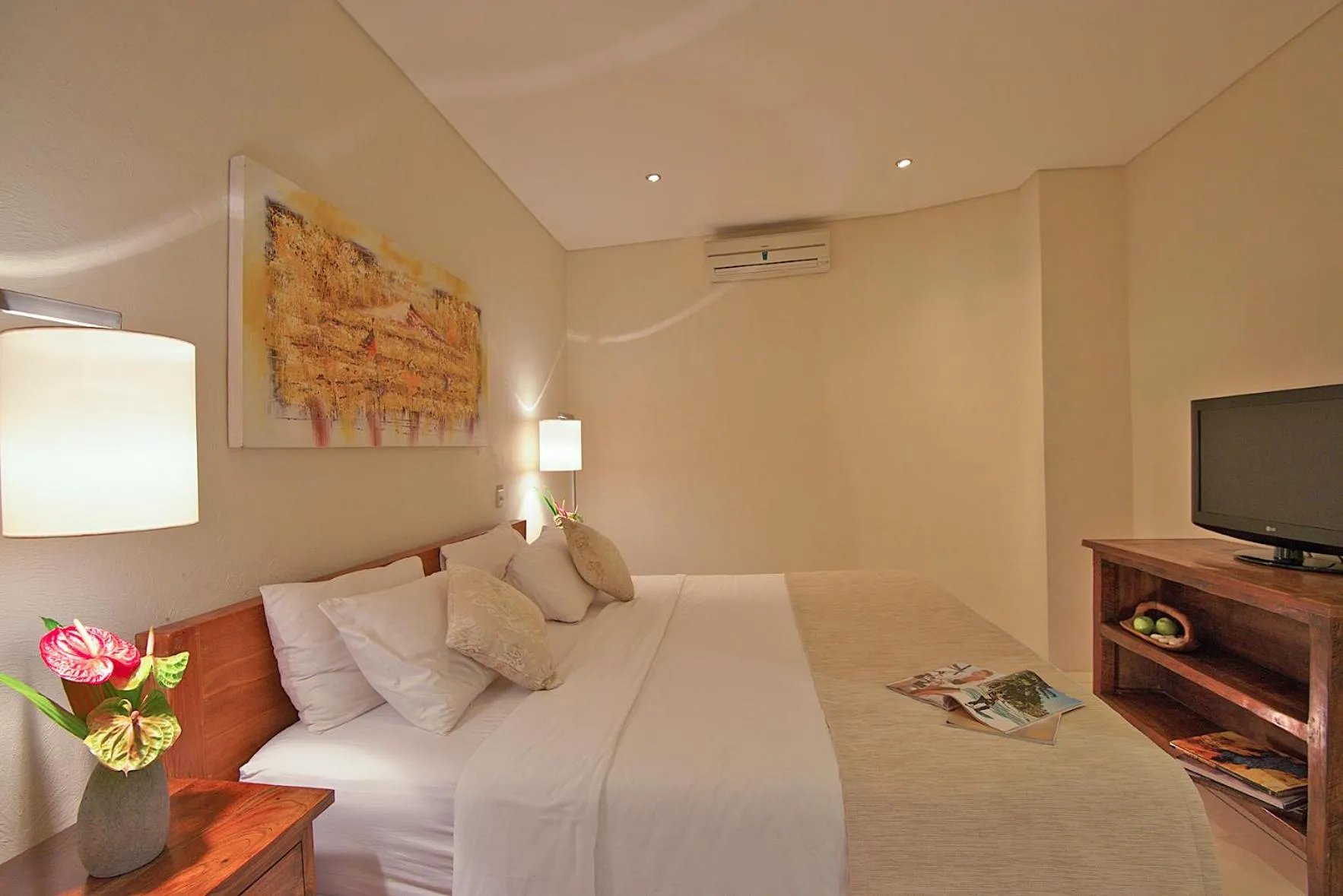 Bed in Villa Kubu Seminyak