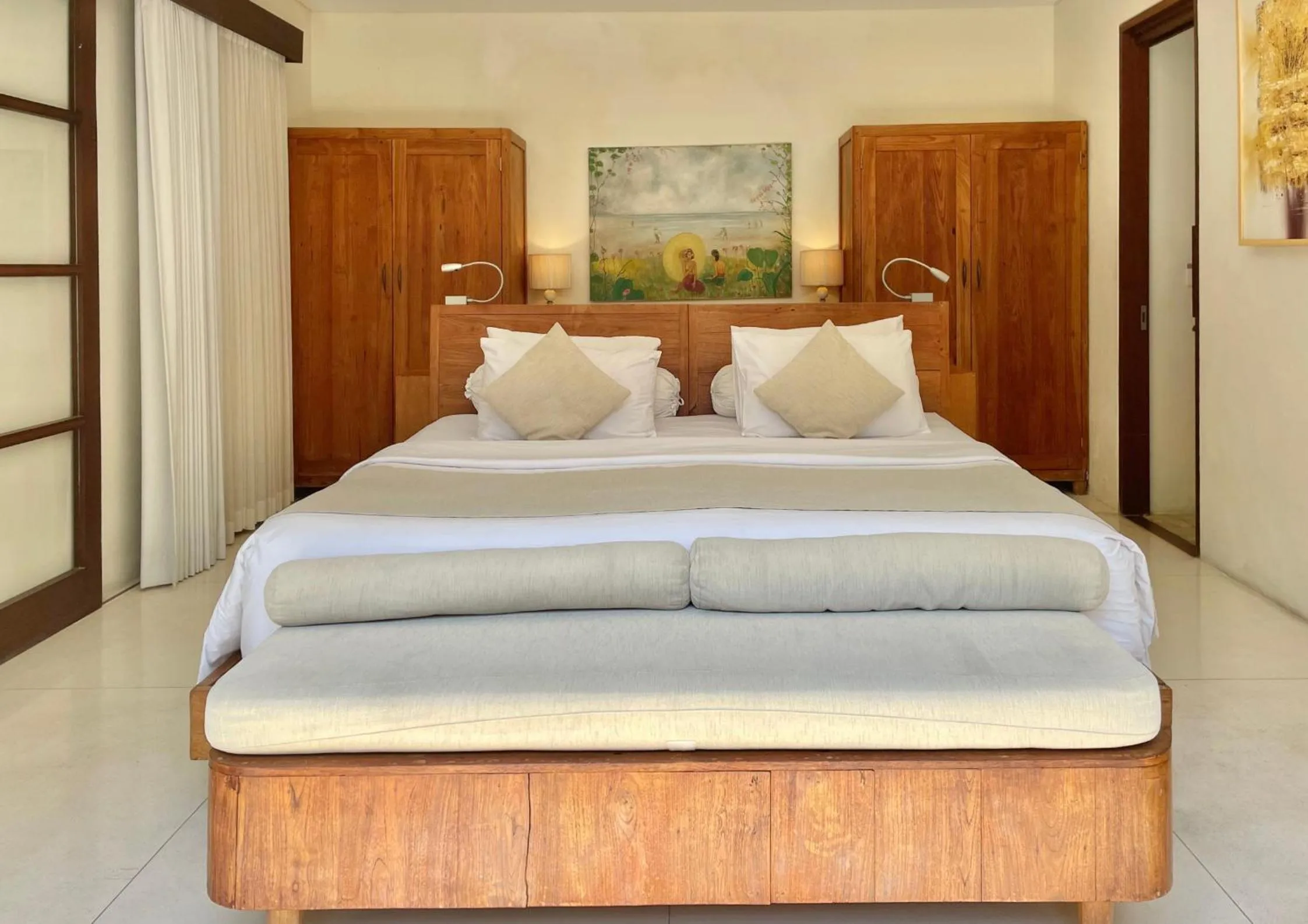 Bed in Villa Kubu Seminyak
