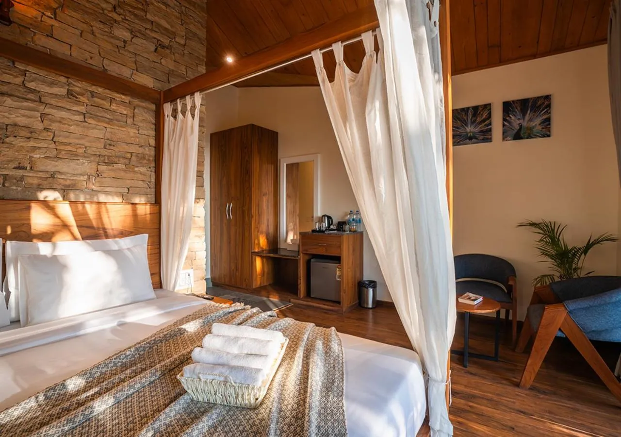 Photo of the whole room, Bed in Moustache Bhimtal Luxuria, Nainital