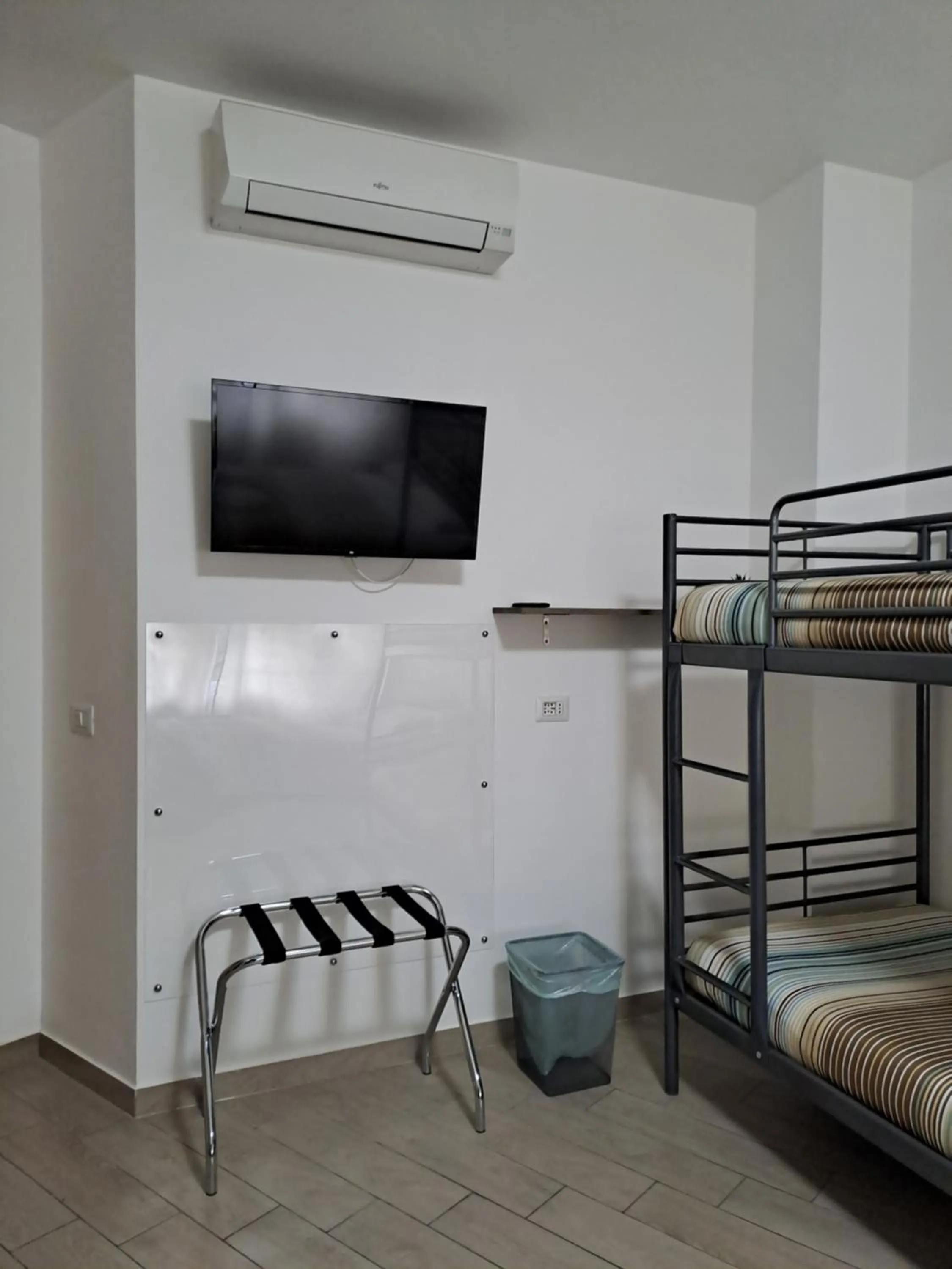 Bedroom, Bed in VACANZA A CASA - Gallicano