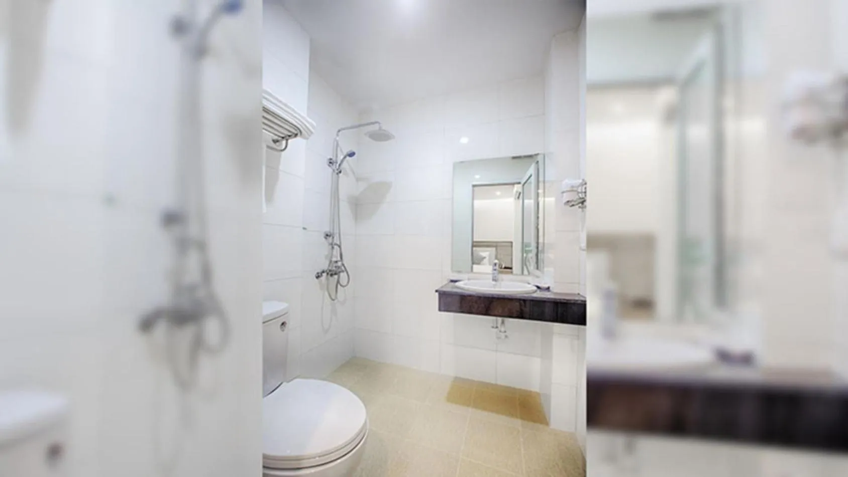 Toilet, Bathroom in Sea Castle Hotel