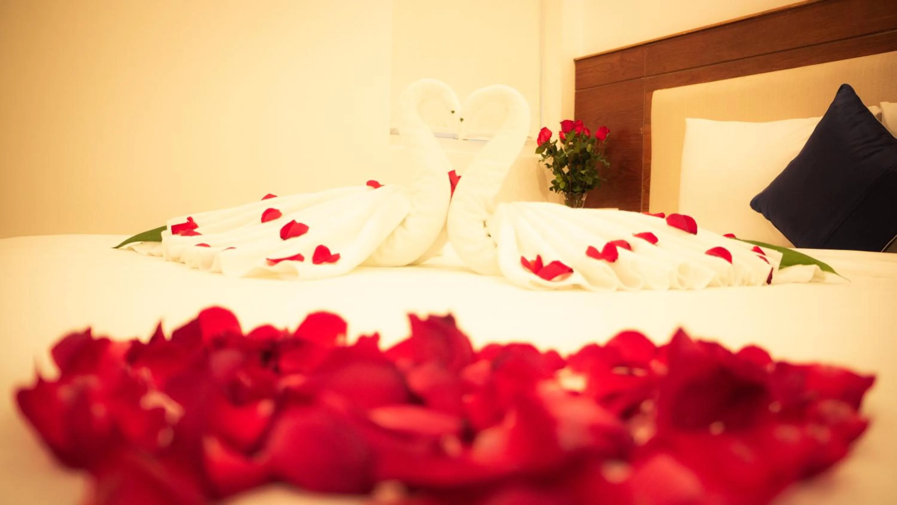 Bed in Sea Castle Hotel