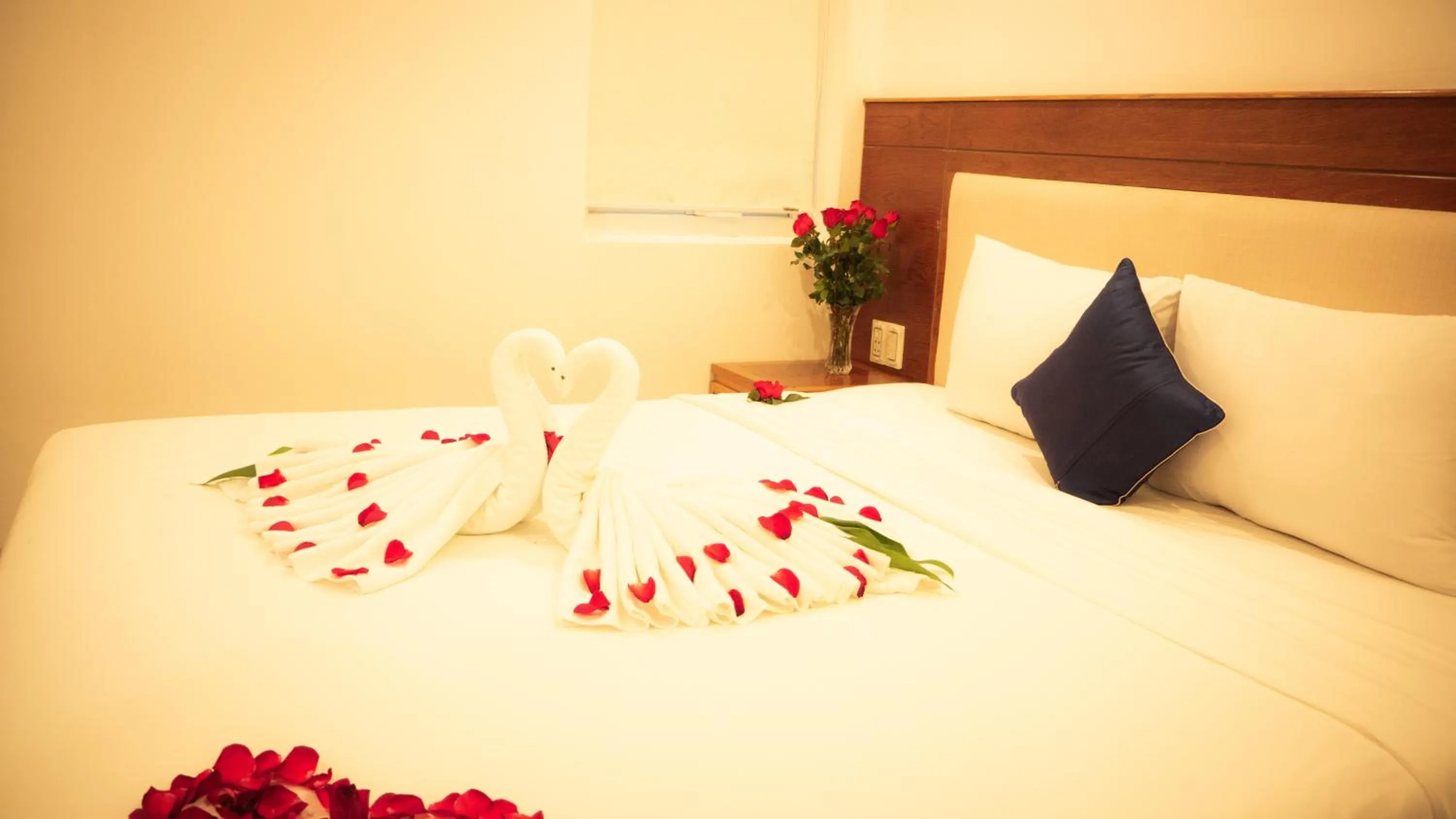 Bed in Sea Castle Hotel