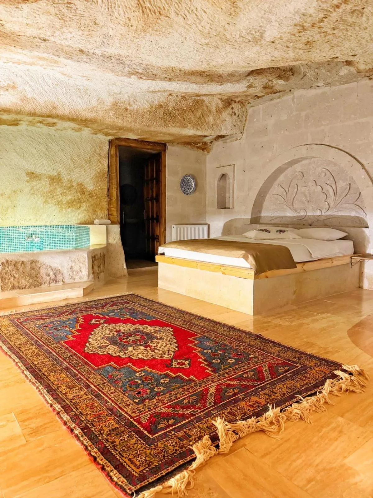 Bedroom, Bed in My Cave Suites