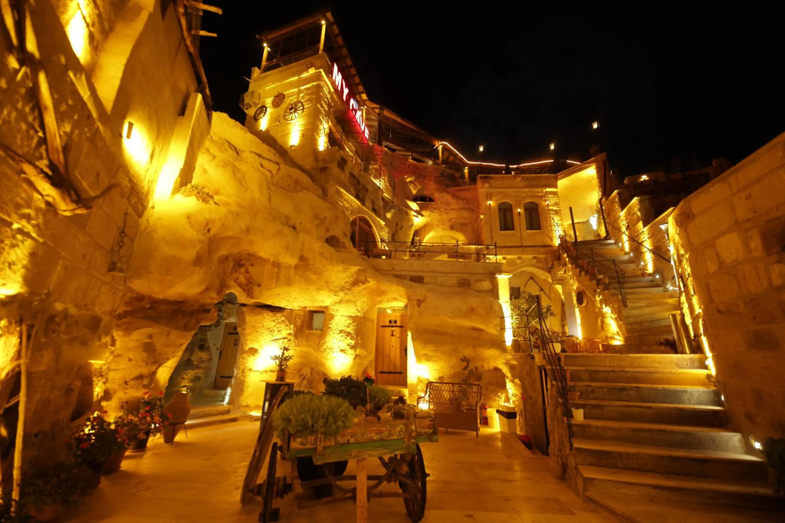 Lobby or reception in My Cave Suites