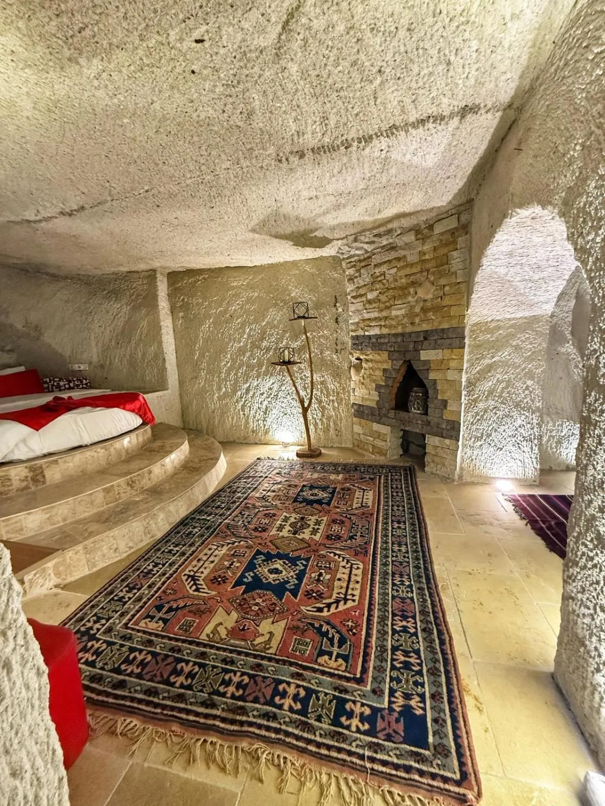 Bedroom, Bed in My Cave Suites