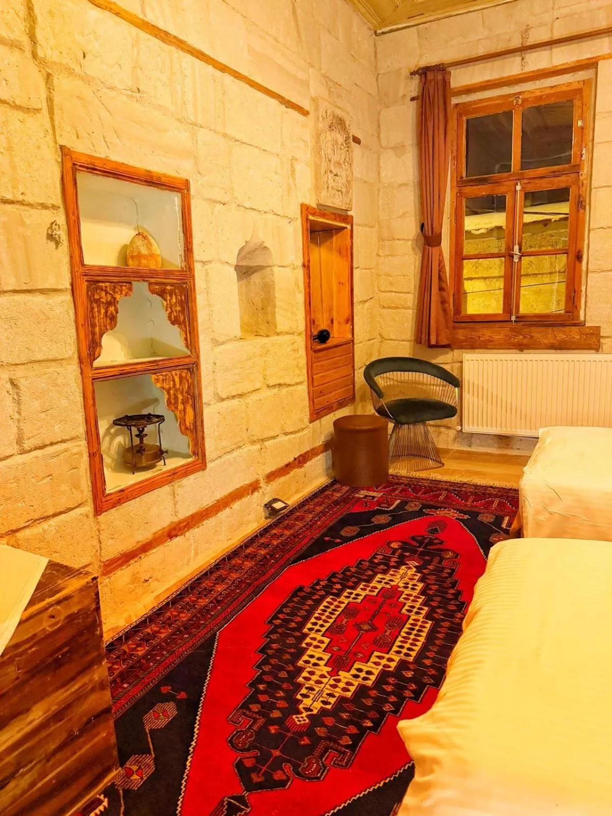 Bed in My Cave Suites