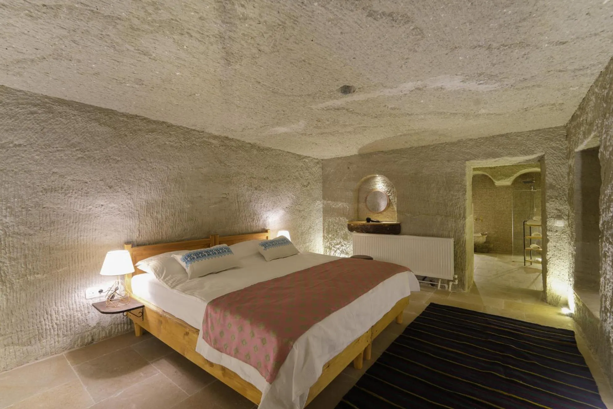 Bedroom, Bed in My Cave Suites