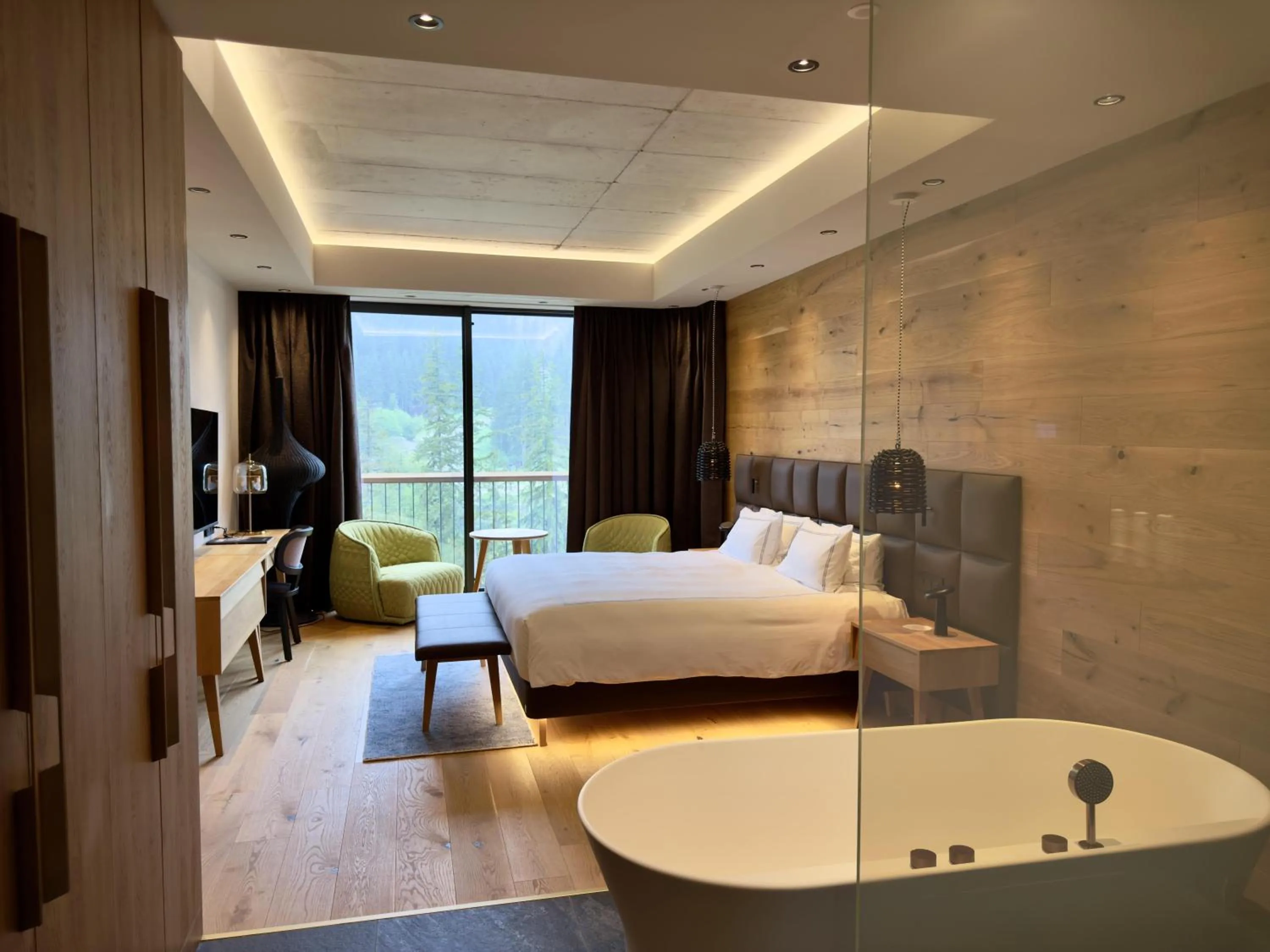 Bedroom, Bed in Swissôtel Damian Jasna