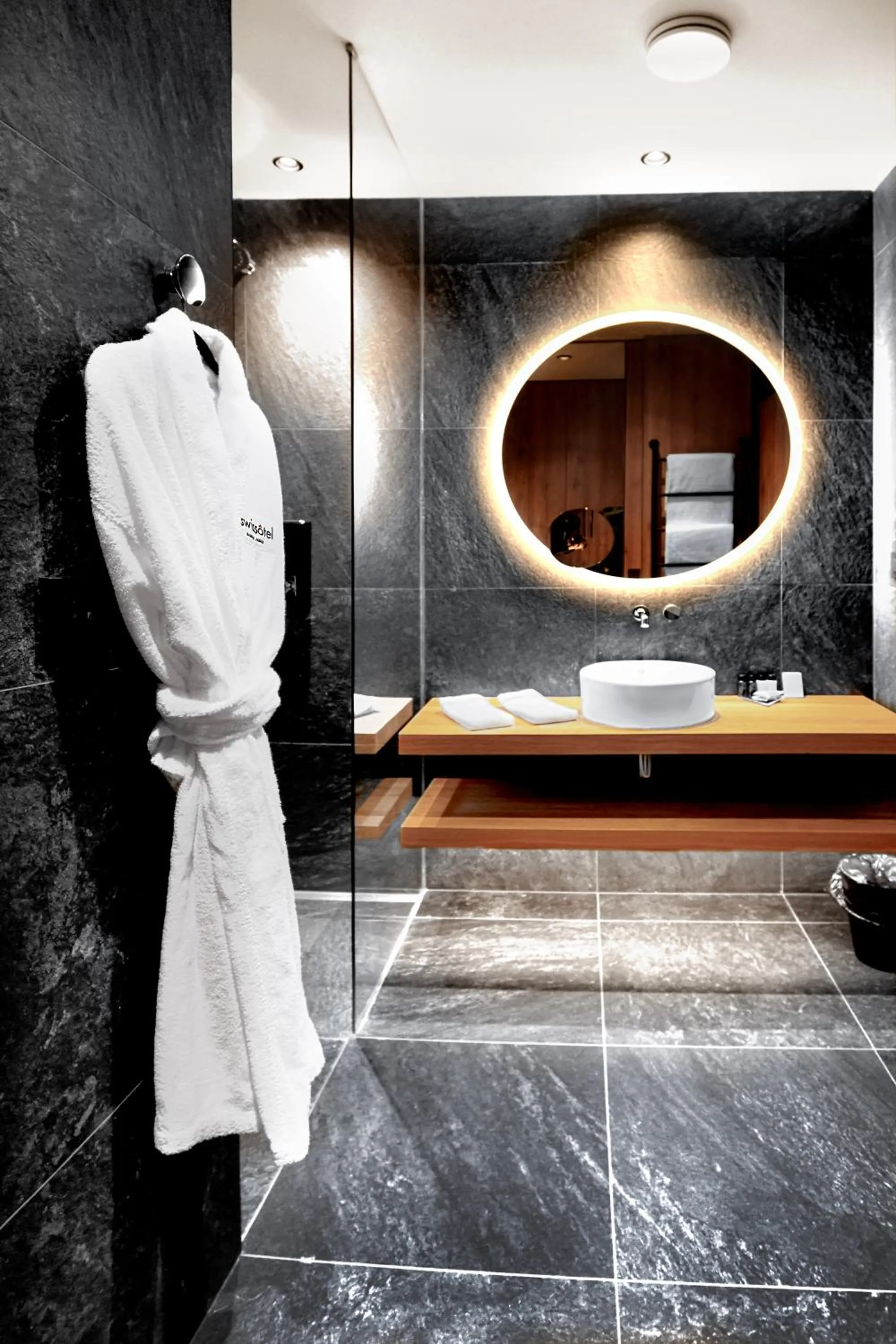 Bathroom in Swissôtel Damian Jasna