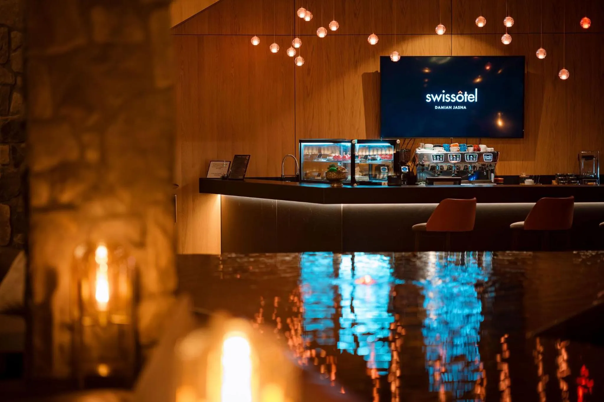 Lounge or bar in Swissôtel Damian Jasna