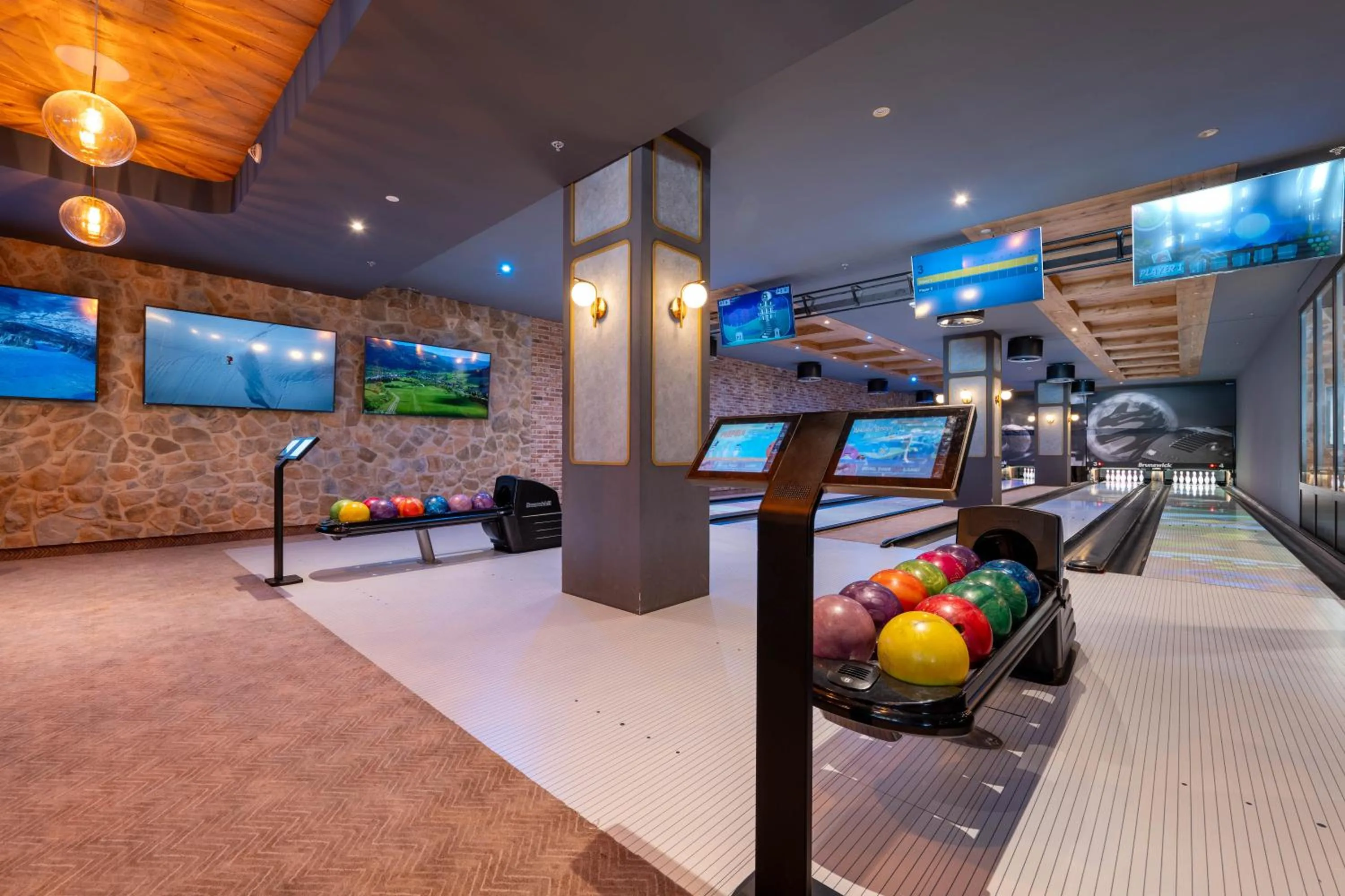 Evening entertainment in Swissôtel Damian Jasna