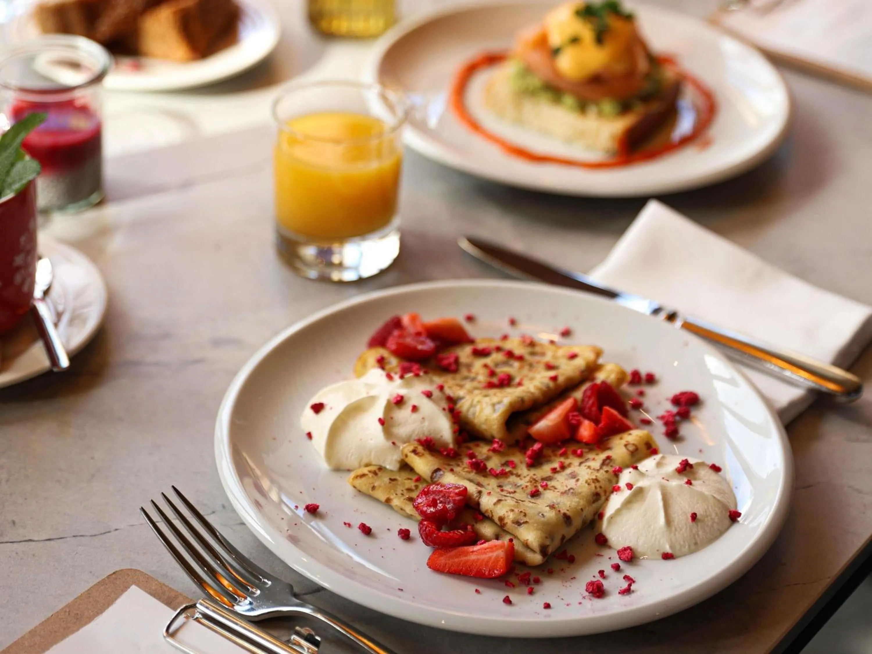 Property building in Swissôtel Damian Jasna